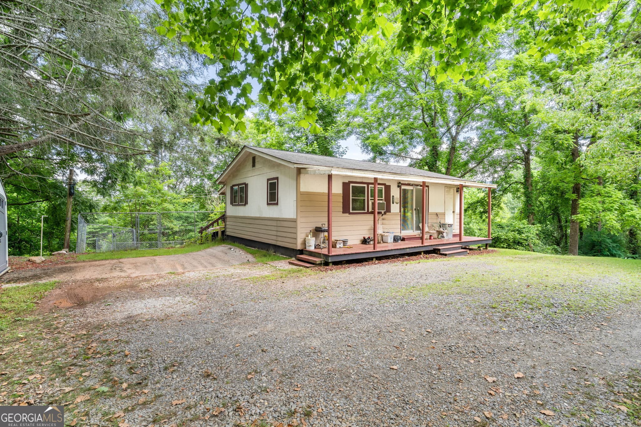 1 bedroom, 1 bathroom single family residence for sale at 501 Hyatt Creek Road, Marble, NC 28905 — photo 10