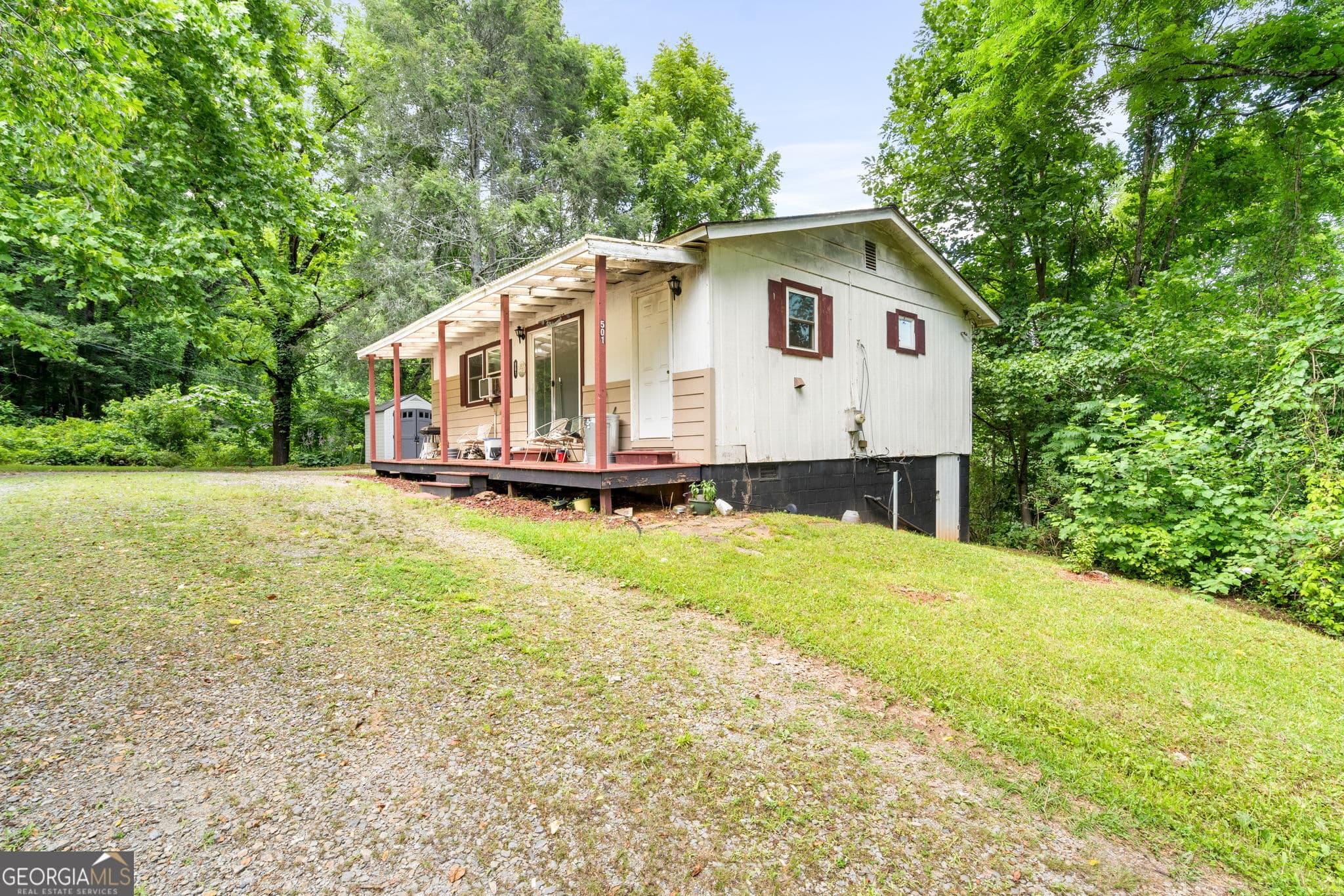 1 bedroom, 1 bathroom single family residence for sale at 501 Hyatt Creek Road, Marble, NC 28905 — photo 8