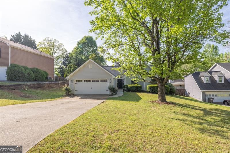 3 bedroom, 2 bathroom, 1,756 sq ft single family residence sold at 635 HICKORY NOBB, Sugar Hill, GA 30518
