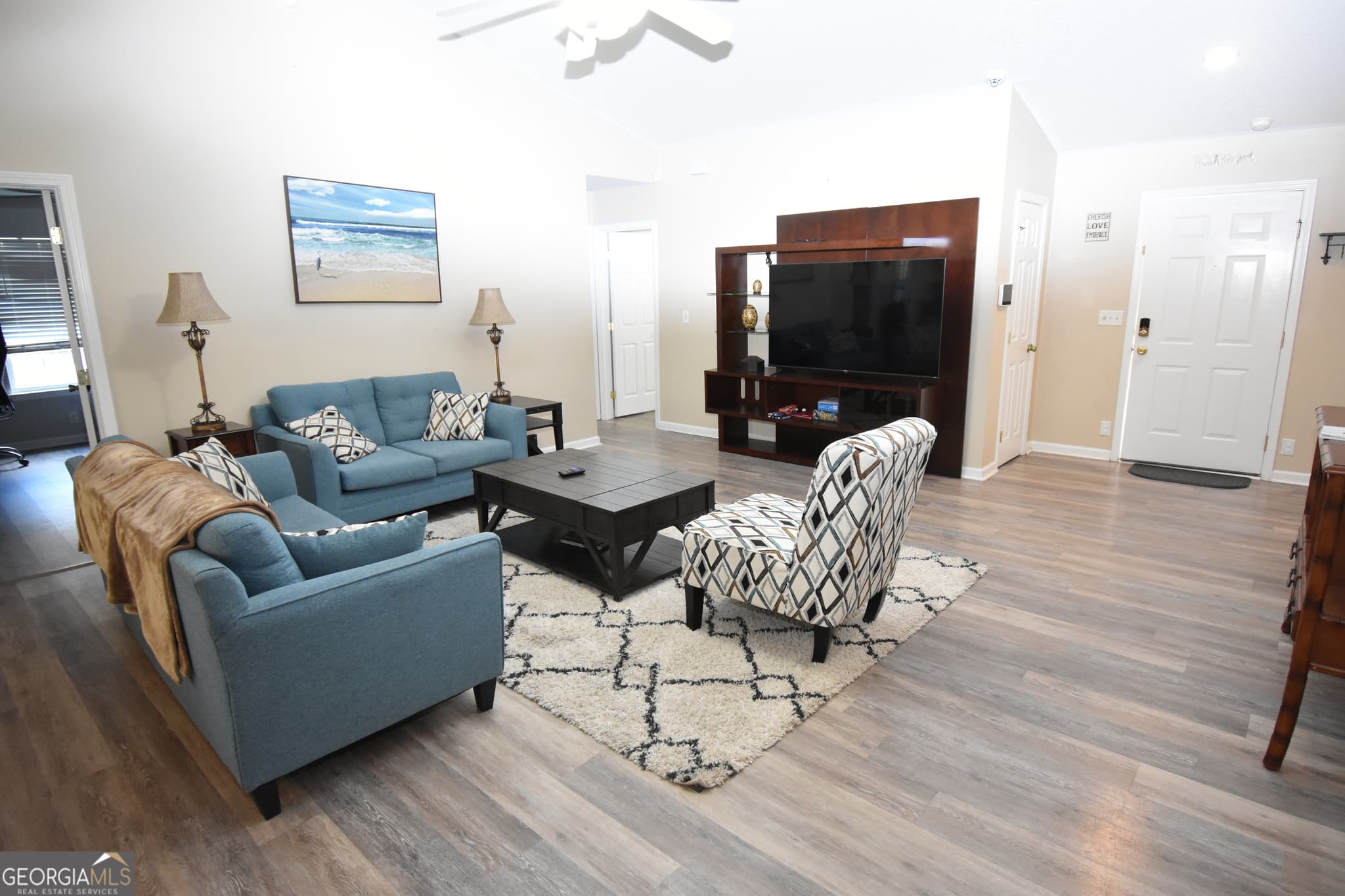 4 bedroom, 2 bathroom, 1,714 sq ft single family residence for rent at 218 Lake Forest Drive, Kingsland, GA 31548 for $4,300 a month — photo 4