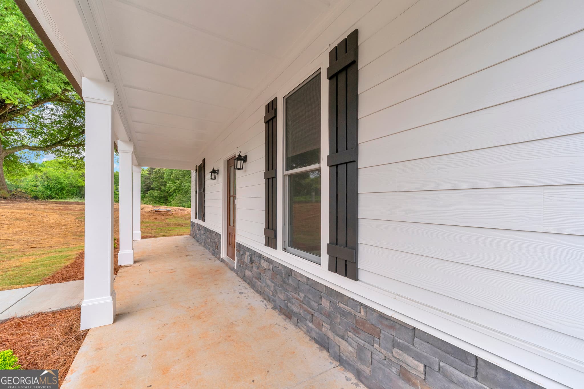 3 bedroom, 2 bathroom, 1,776 sq ft single family residence for sale at 188 Ayers Road, Mount Airy, GA 30563 — photo 2