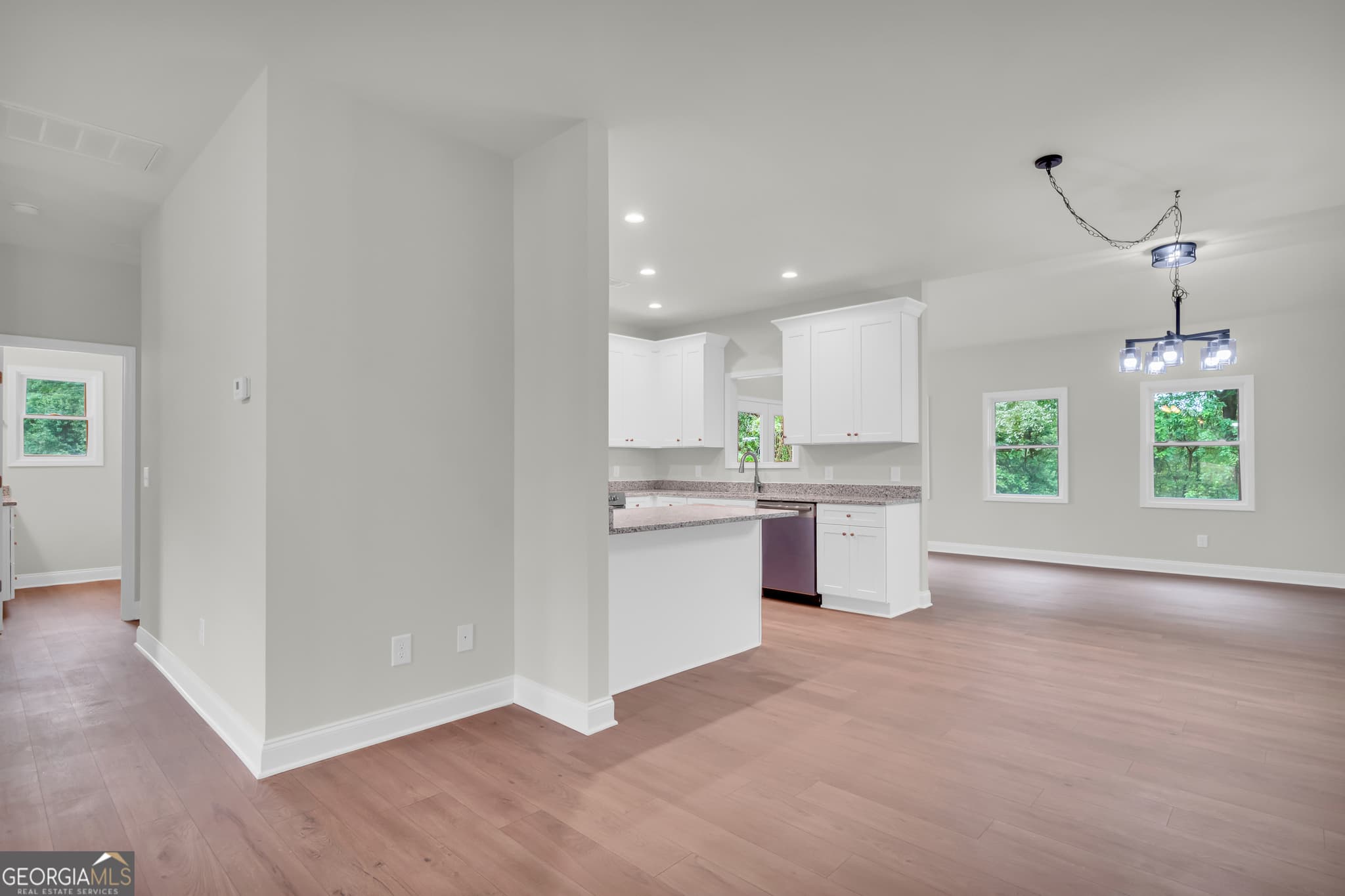 3 bedroom, 2 bathroom, 1,776 sq ft single family residence for sale at 188 Ayers Road, Mount Airy, GA 30563 — photo 10