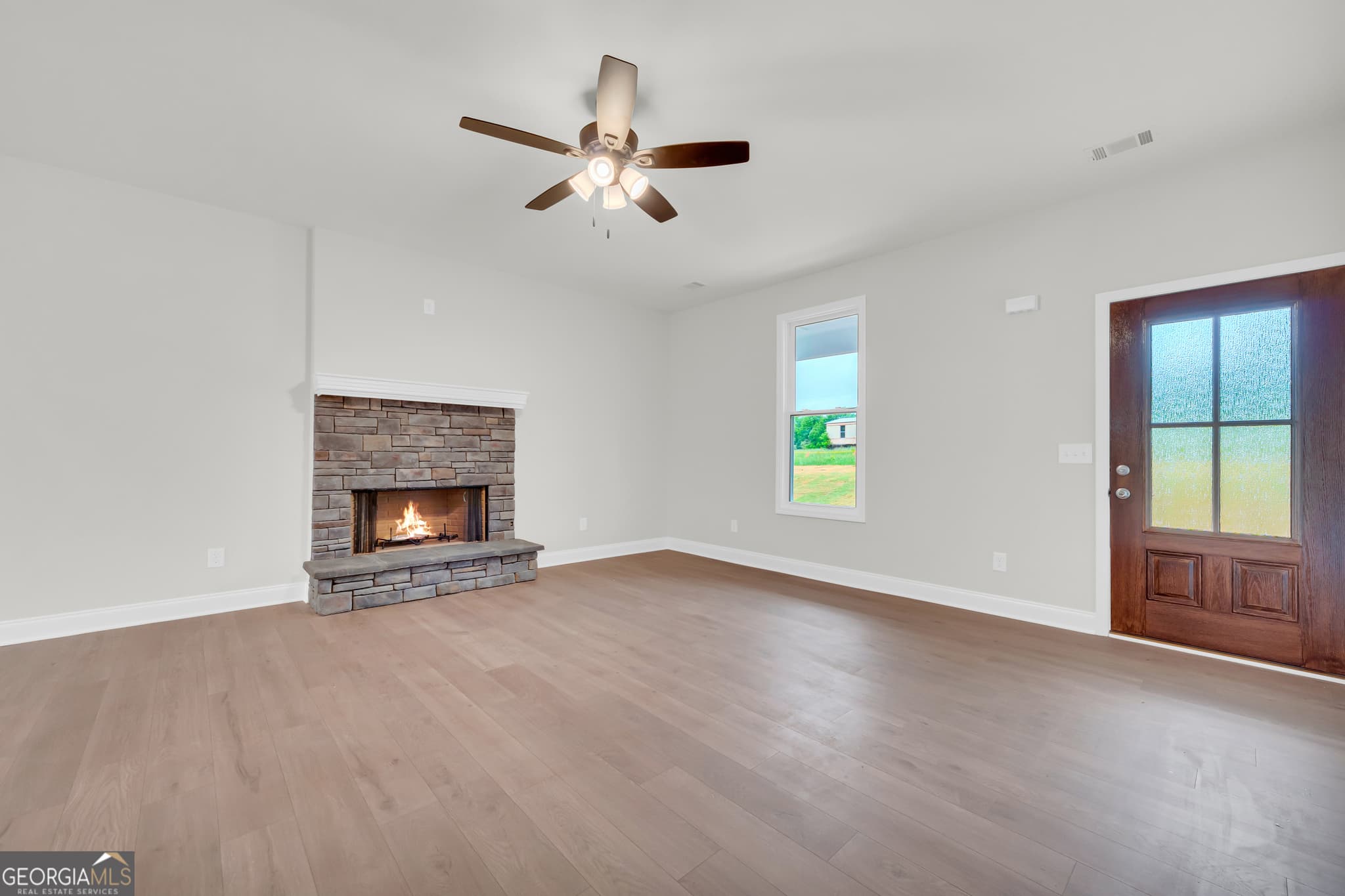 3 bedroom, 2 bathroom, 1,776 sq ft single family residence for sale at 188 Ayers Road, Mount Airy, GA 30563 — photo 8