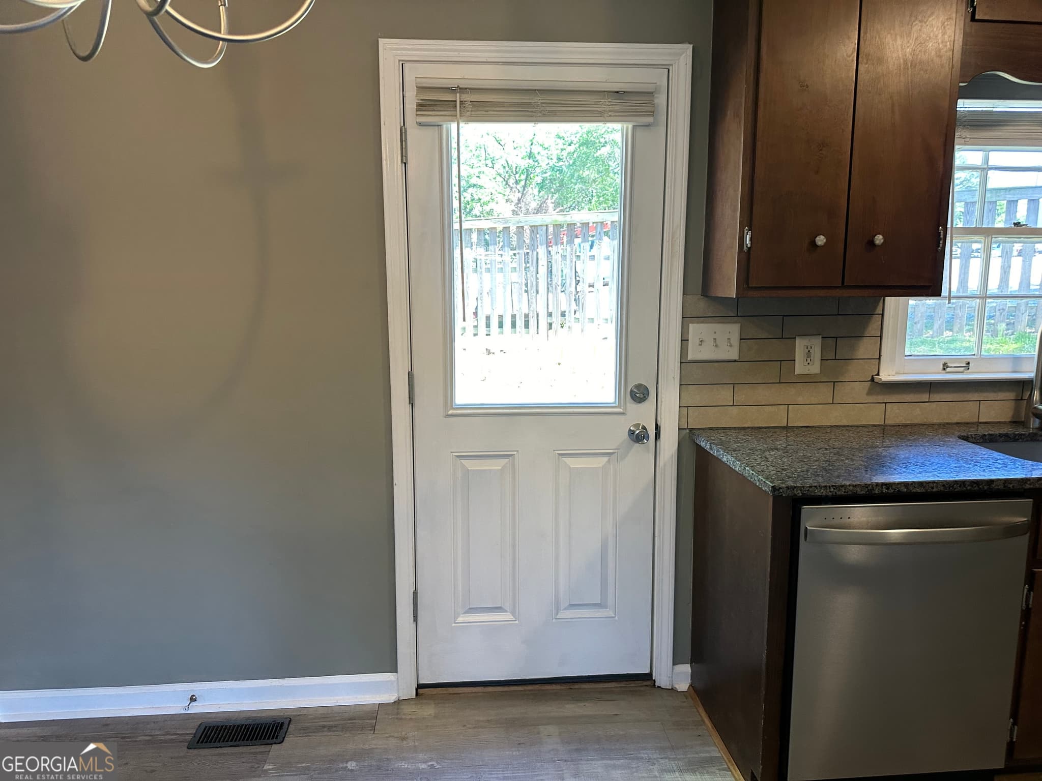 multi family,duplex,townhouse for sale at 205 Maret Street, Hartwell, GA 30643 — photo 9