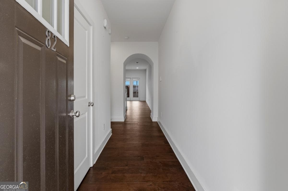 3 bedroom, 2.5 bathroom, 1,598 sq ft townhouse for sale at 82 Auburn Run Lane, Auburn, GA 30011 — photo 4