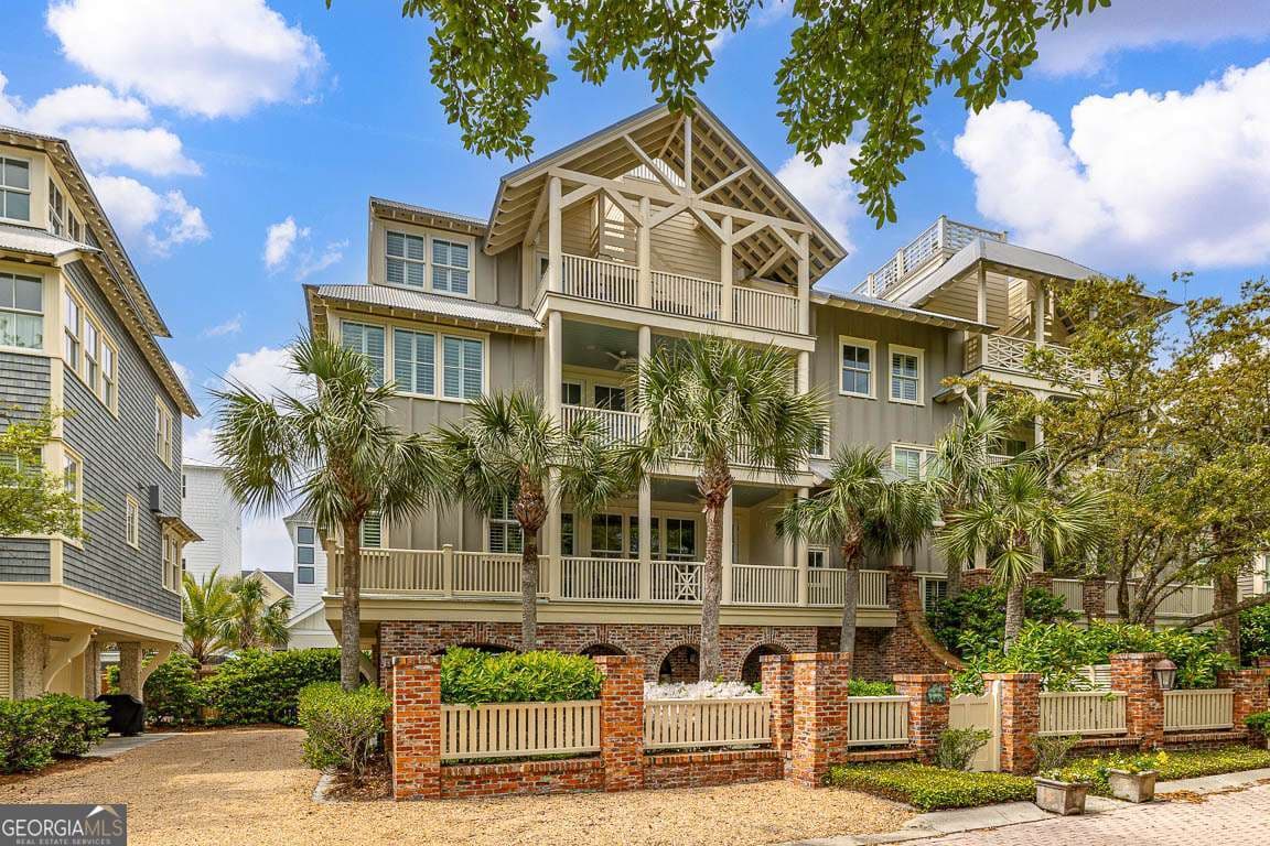 4 bedroom, 4.5 bathroom, 3,570 sq ft single family residence for sale at 17 Sea Oats Lane, St. Simons, GA 31522 — photo 3
