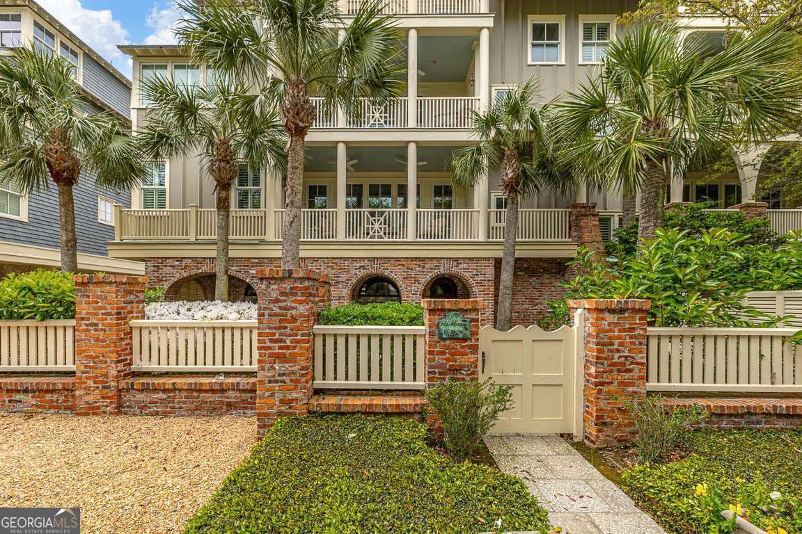 4 bedroom, 4.5 bathroom, 3,570 sq ft single family residence for sale at 17 Sea Oats Lane, St. Simons, GA 31522 — photo 9