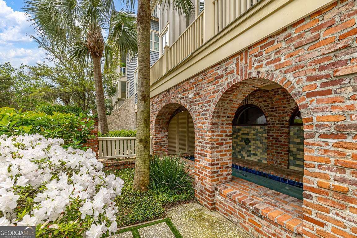 4 bedroom, 4.5 bathroom, 3,570 sq ft single family residence for sale at 17 Sea Oats Lane, St. Simons, GA 31522 — photo 8