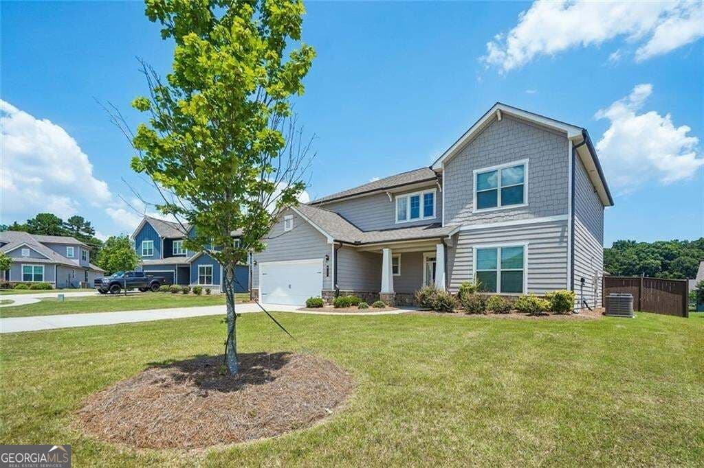 5 bedroom, 3 bathroom, 2,837 sq ft single family residence for sale at 217 Blue Iris Court, Winder, GA 30680 — photo 3