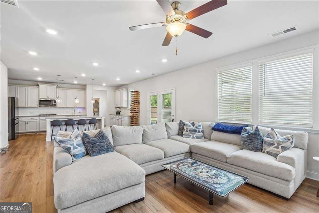 5 bedroom, 3 bathroom, 2,837 sq ft single family residence for sale at 217 Blue Iris Court, Winder, GA 30680 — photo 10