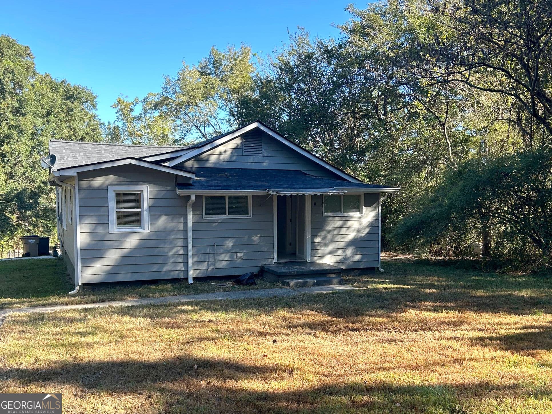 4 bedroom, 2 bathroom, 1,419 sq ft single family residence for rent at 4210 Murray Lake Circle, Forest Park, GA 30297 for $1,800 a month — photo 3