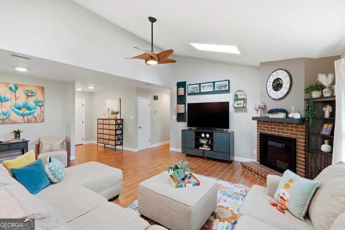 3 bedroom, 2 bathroom, 1,489 sq ft single family residence for sale at 6 Coffee Woods Drive, Savannah, GA 31419 — photo 8