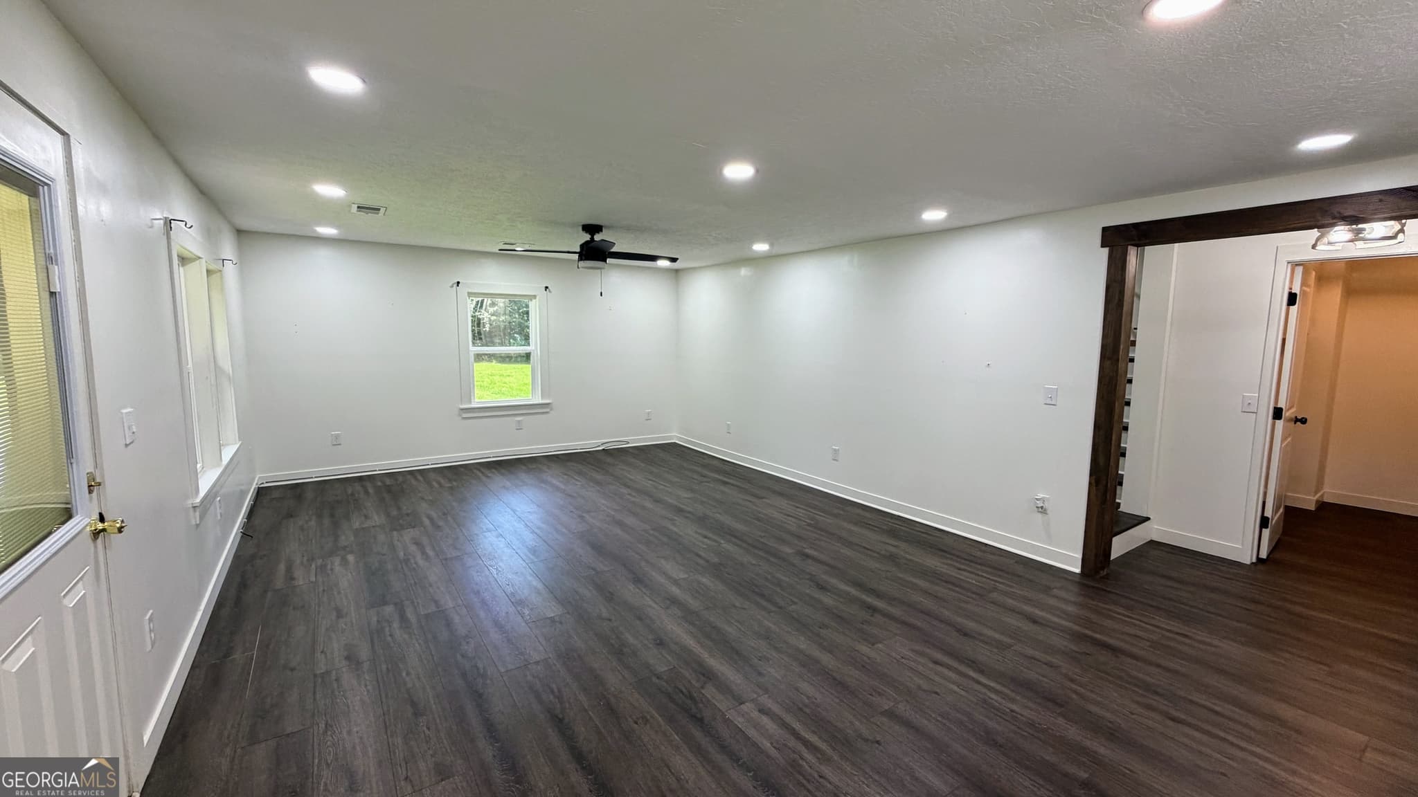 3 bedroom, 2 bathroom, 1,952 sq ft single family residence for sale at 4160 McLain Street North, Hokes Bluff, AL 35903 — photo 7