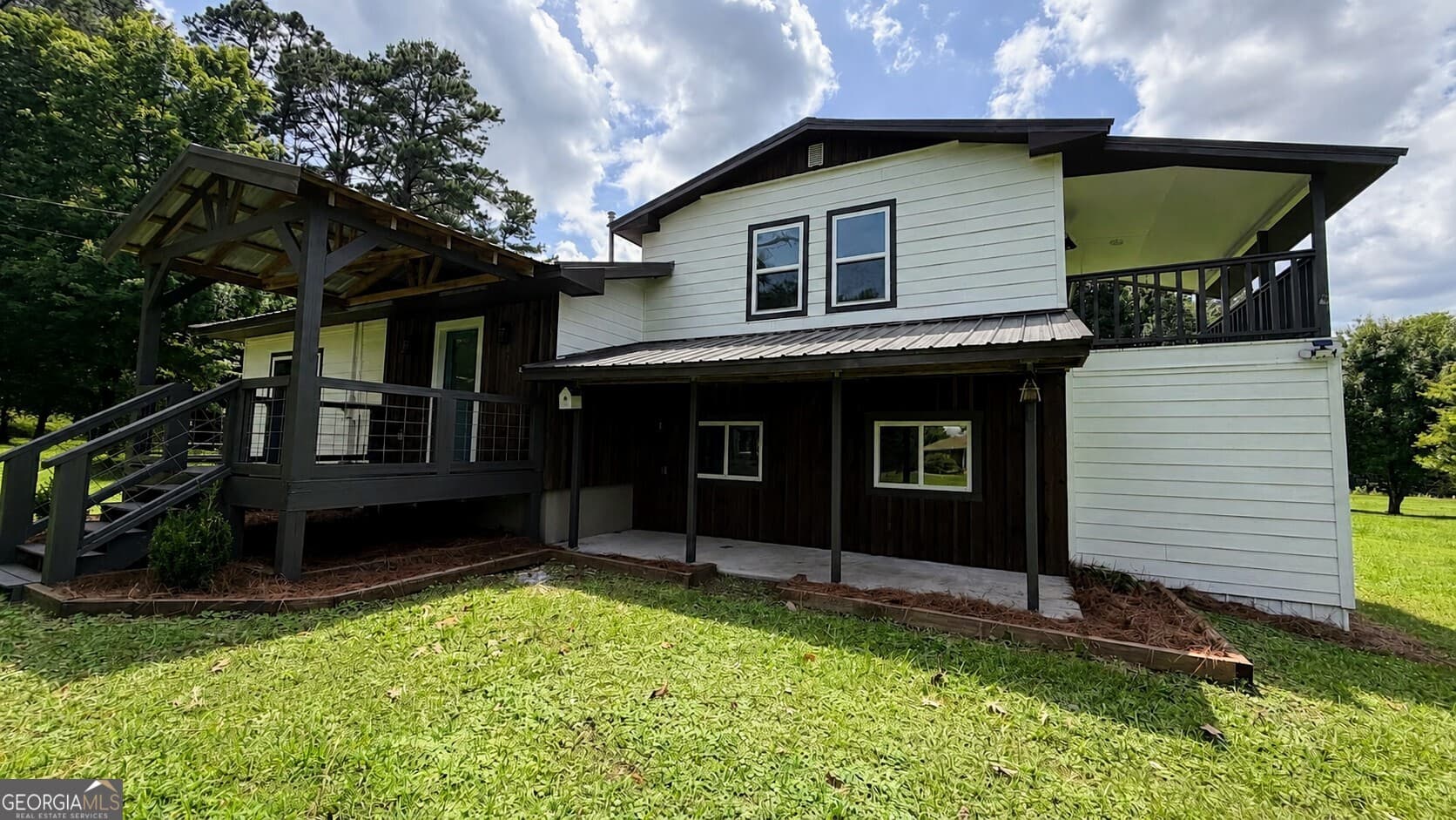 3 bedroom, 2 bathroom, 1,952 sq ft single family residence for sale at 4160 McLain Street North, Hokes Bluff, AL 35903 — photo 3