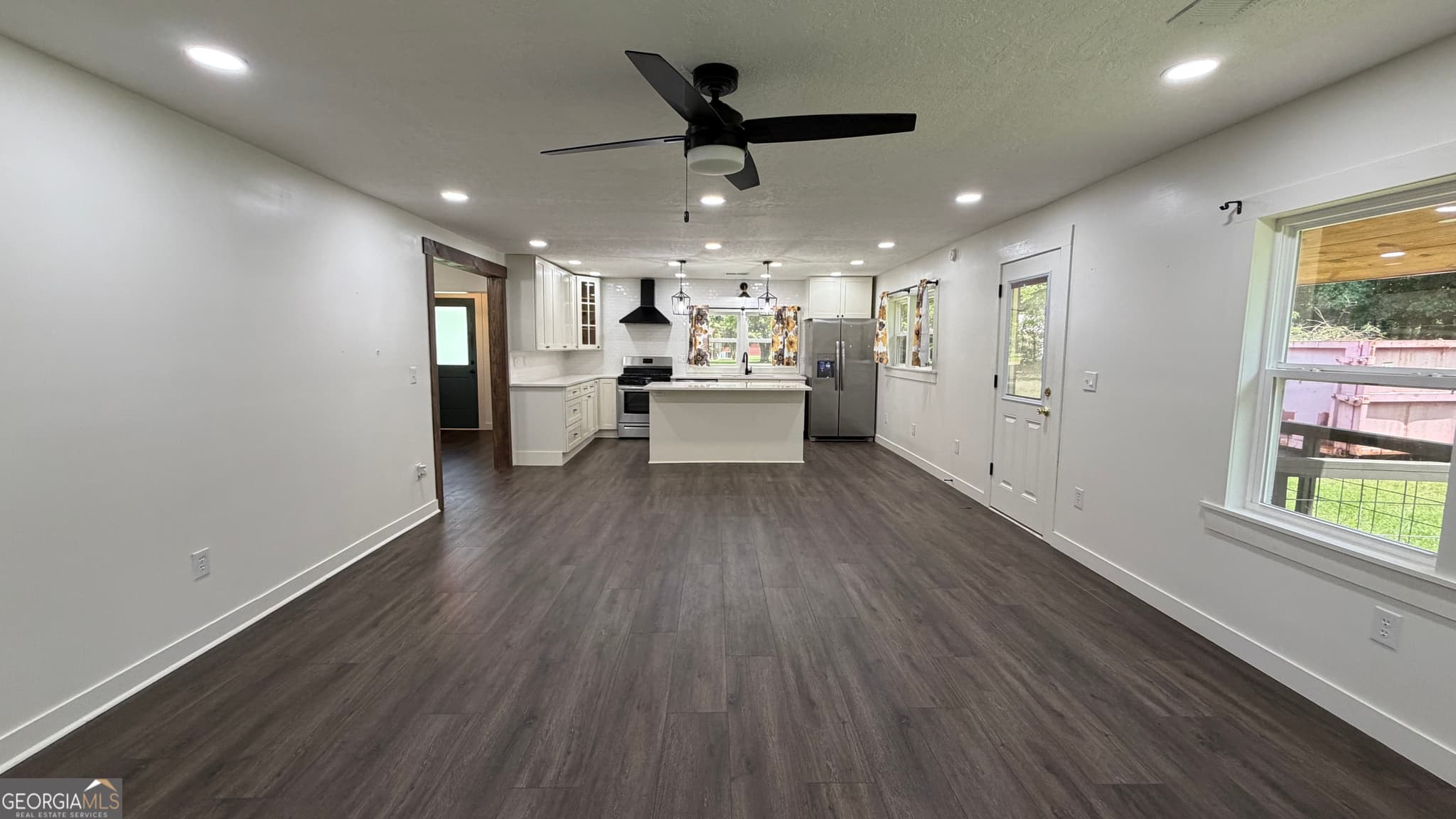 3 bedroom, 2 bathroom, 1,952 sq ft single family residence for sale at 4160 McLain Street North, Hokes Bluff, AL 35903 — photo 10
