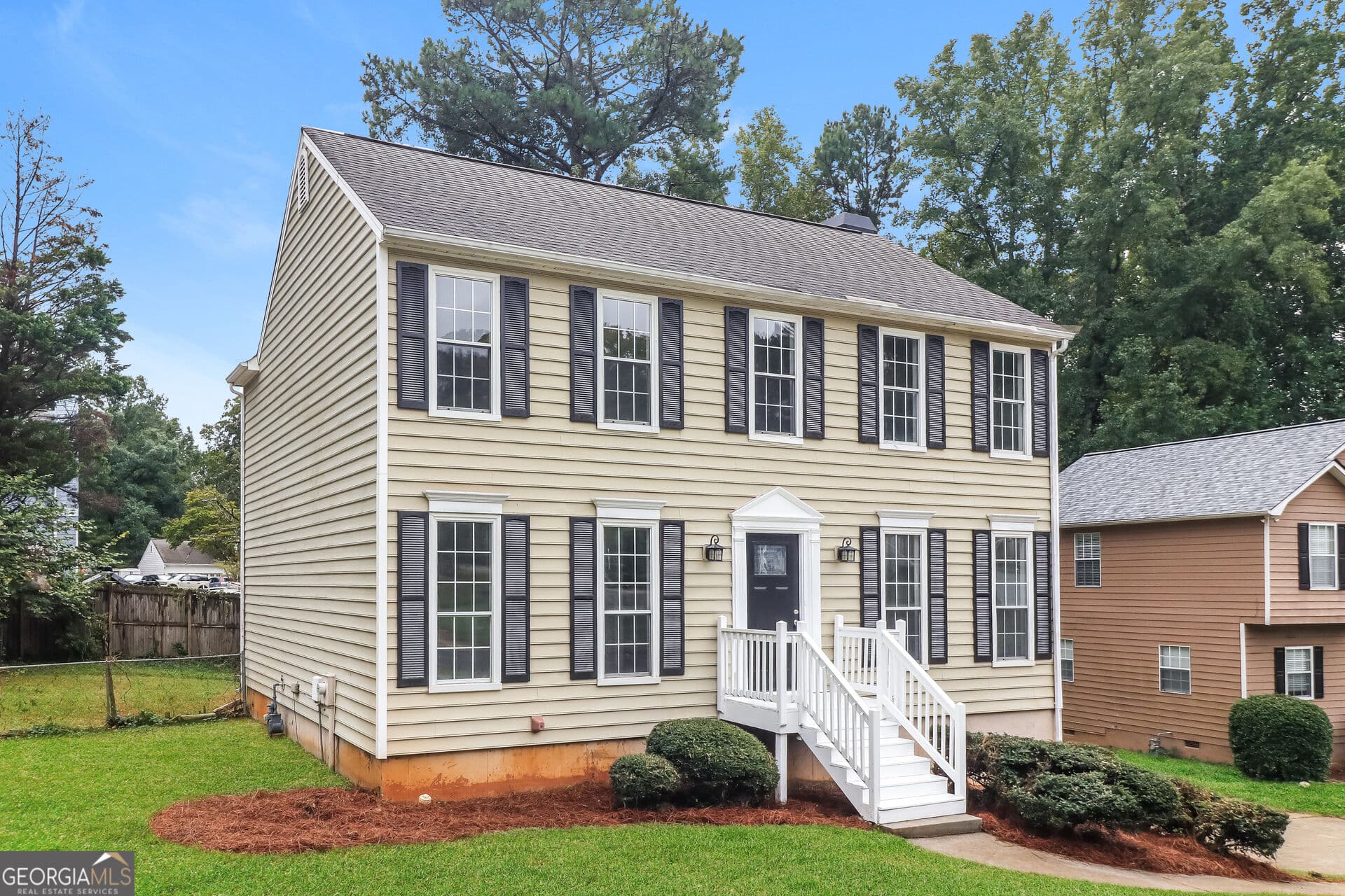 3 bedroom, 2.5 bathroom, 2,124 sq ft single family residence for sale at 4050 Paloverde Drive, Kennesaw, GA 30144
