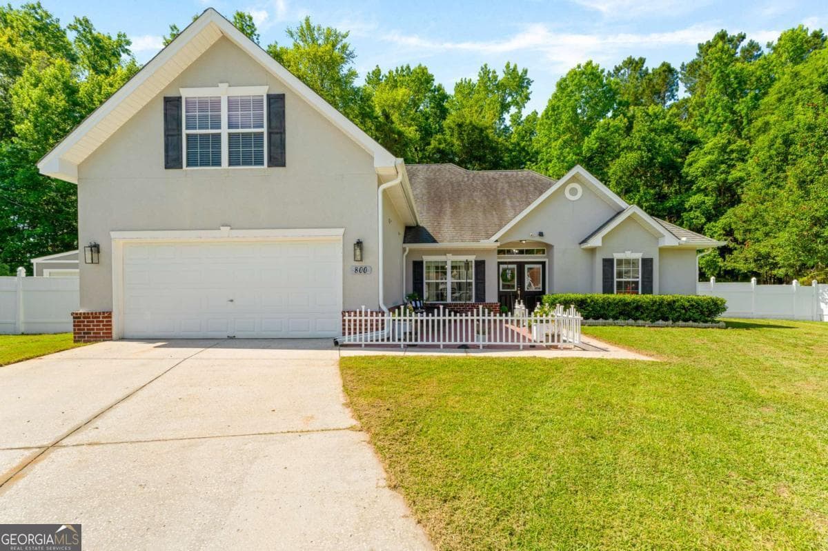 3 bedroom, 2 bathroom, 1,870 sq ft single family residence sold at 800 Hyacinth Circle, Guyton, GA 31312
