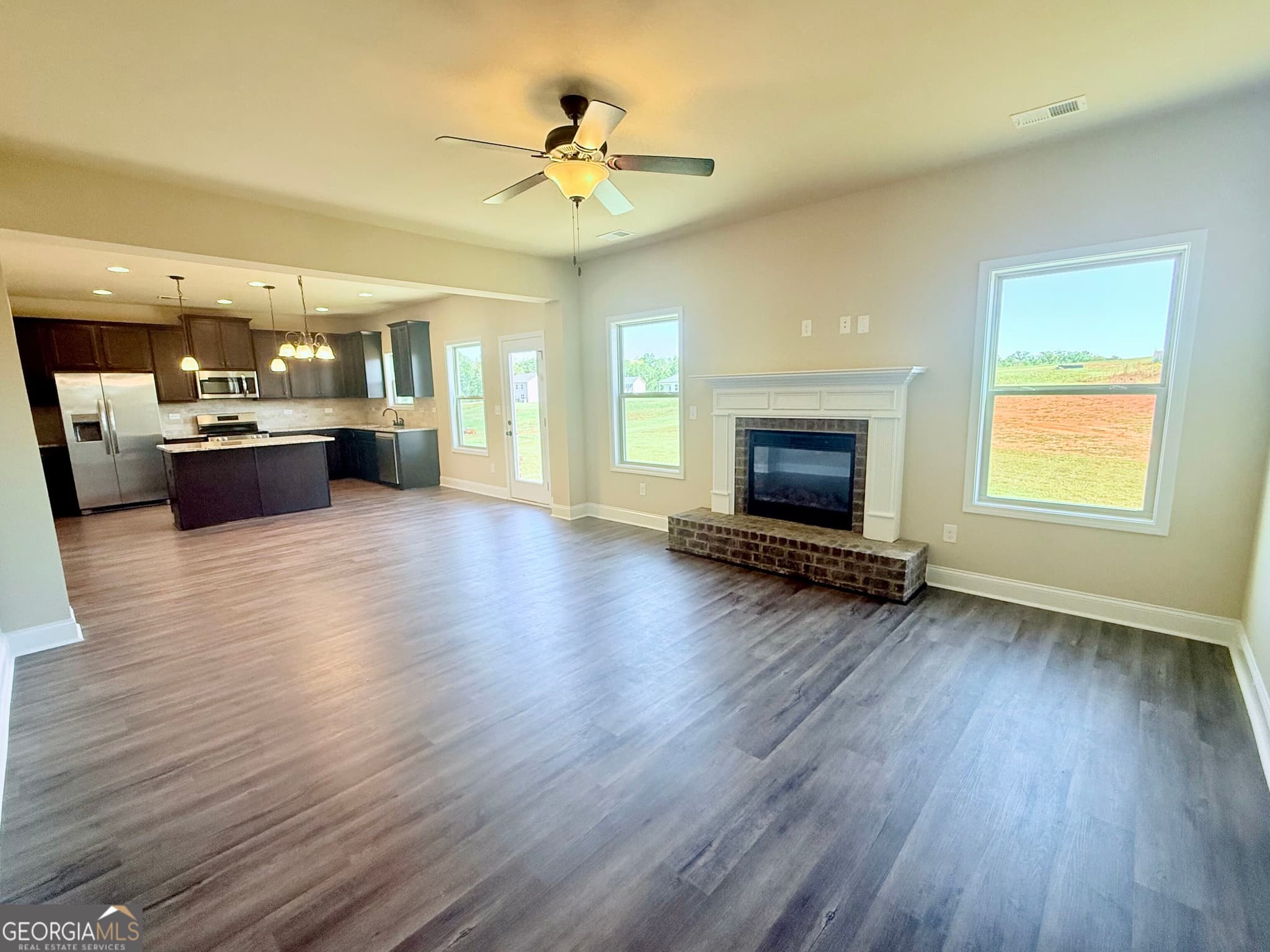 4 bedroom, 2.5 bathroom, 2,253 sq ft single family residence for rent at 145 Hounds Way, Griffin, GA 30224 for $2,200 a month — photo 9