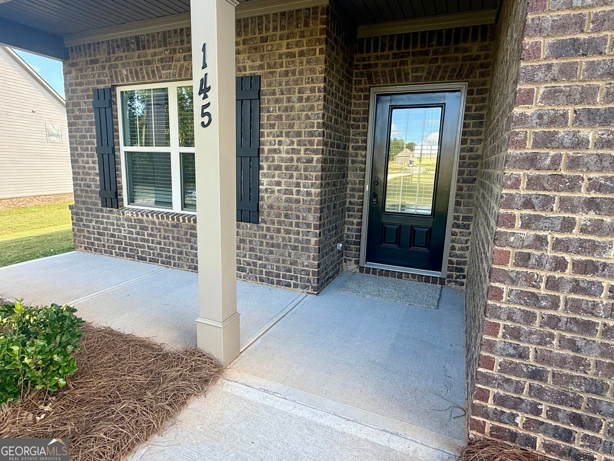4 bedroom, 2.5 bathroom, 2,253 sq ft single family residence for rent at 145 Hounds Way, Griffin, GA 30224 for $2,200 a month — photo 4