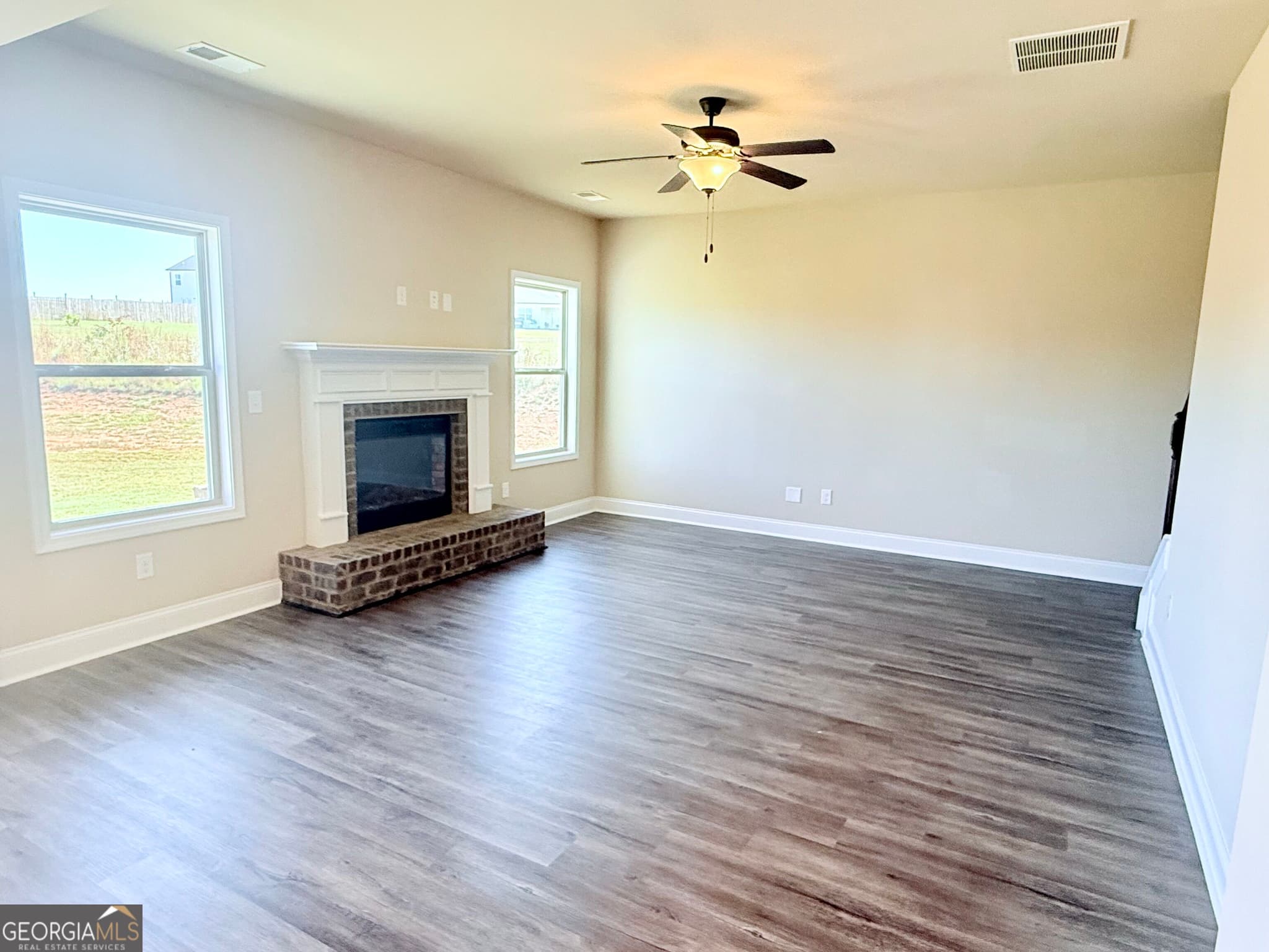4 bedroom, 2.5 bathroom, 2,253 sq ft single family residence for rent at 145 Hounds Way, Griffin, GA 30224 for $2,200 a month — photo 8