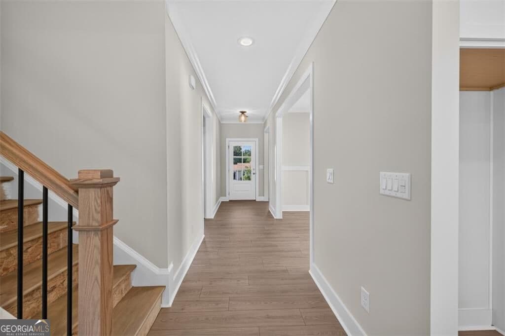 4 bedroom, 3 bathroom, 2,542 sq ft single family residence for sale at 4771 E Reed Road, Gainesville, GA 30507 — photo 7