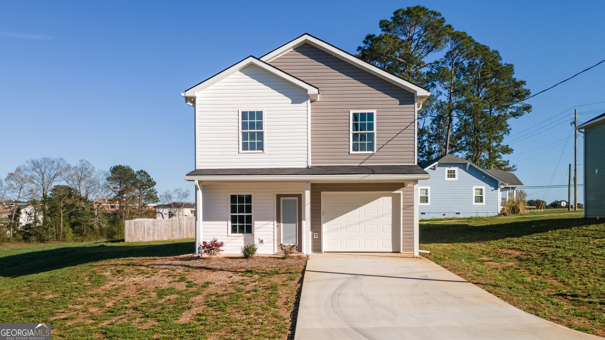 3 bedroom, 2.5 bathroom, 1,629 sq ft single family residence for sale at 40 Williams Drive, Woodland, AL 36280