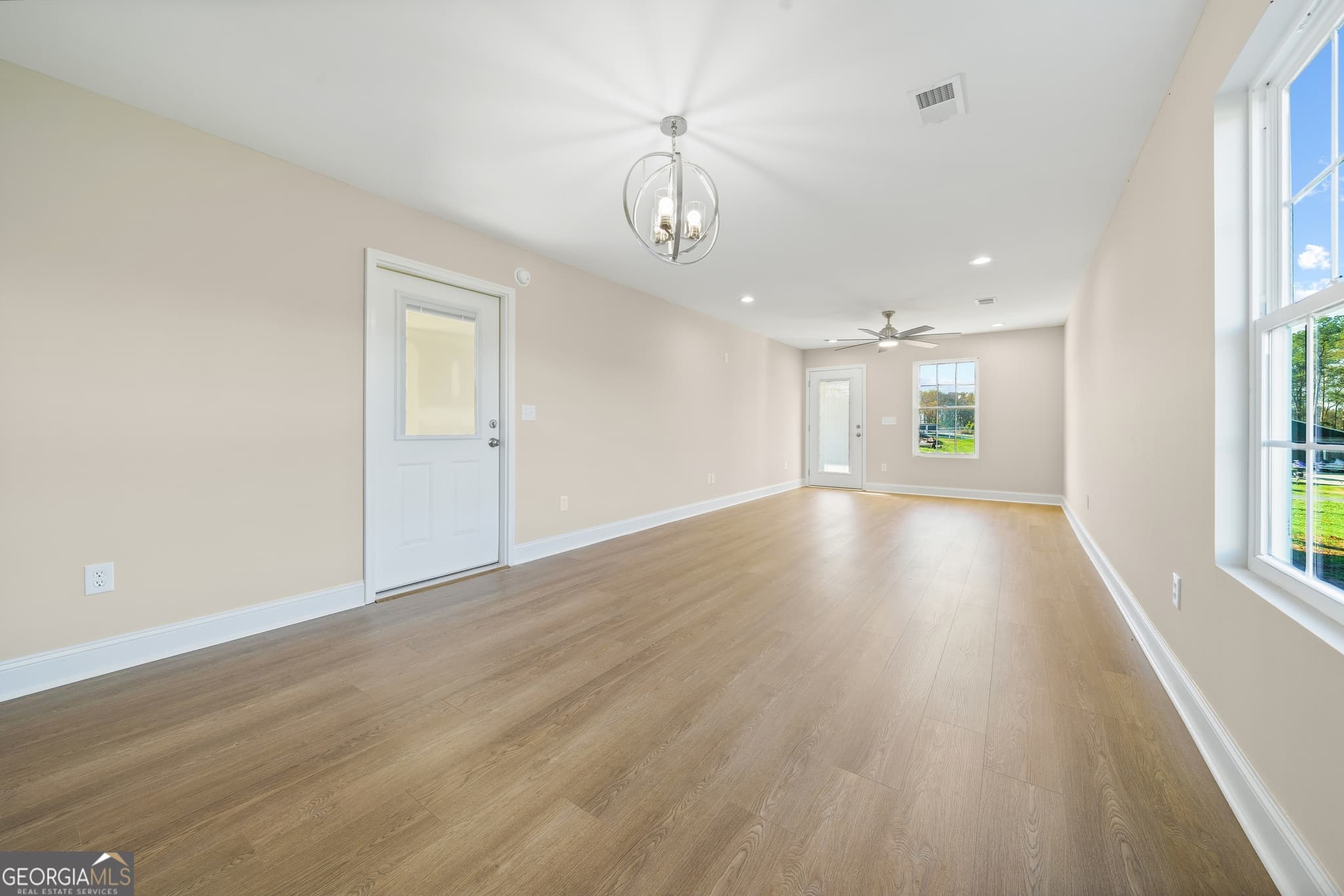 3 bedroom, 2.5 bathroom, 1,629 sq ft single family residence for sale at 40 Williams Drive, Woodland, AL 36280 — photo 4