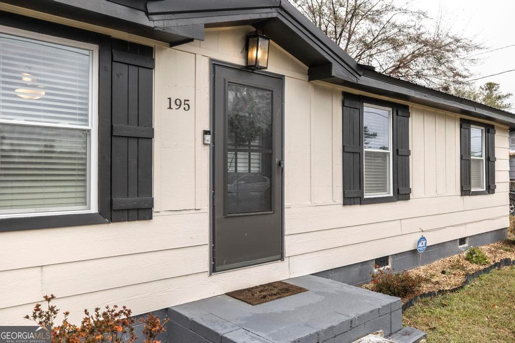3 bedroom, 1 bathroom, 936 sq ft single family residence for sale at 195 Wimberly Drive, Jeffersonville, GA 31044 — photo 6