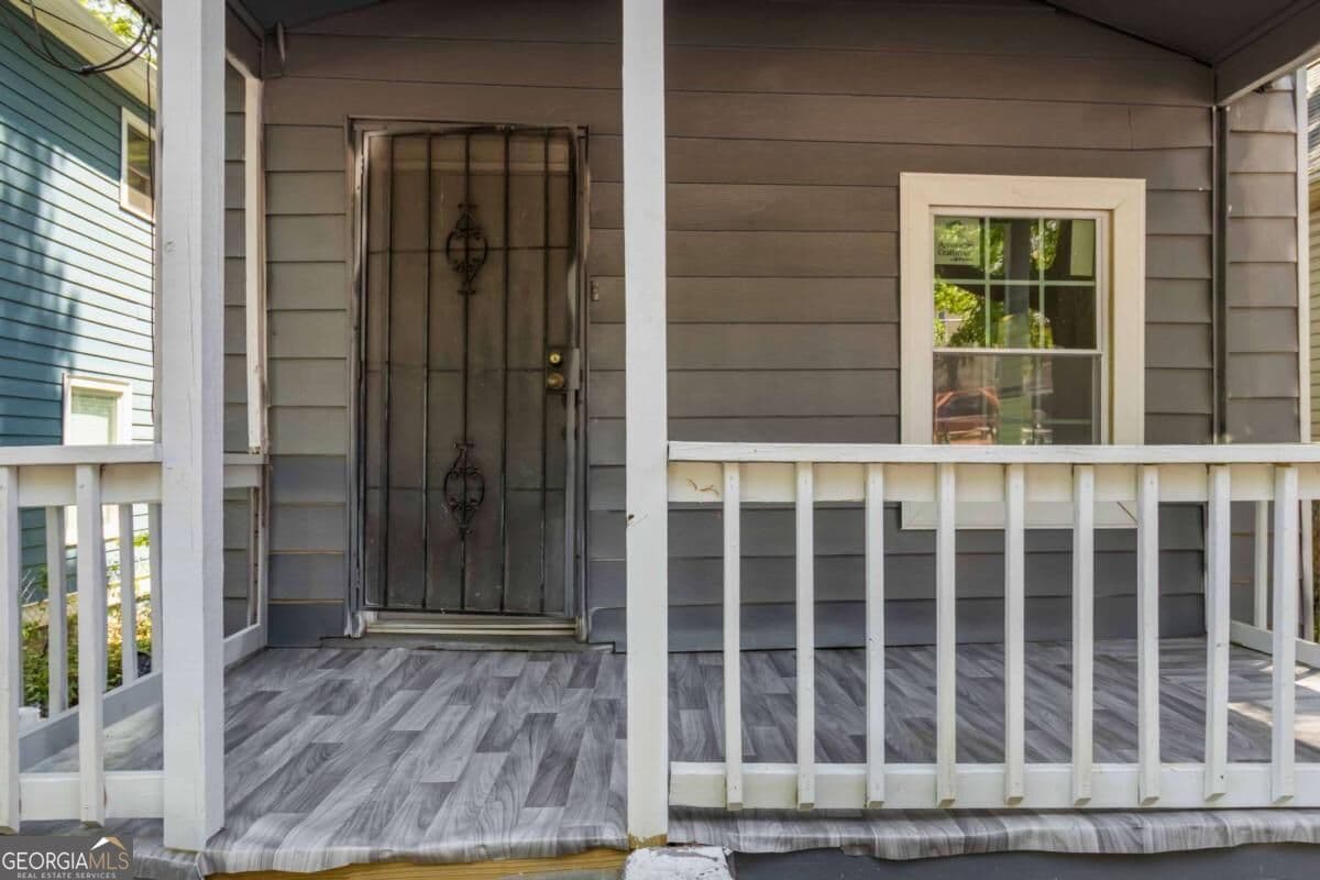 2 bedroom, 1 bathroom, 1,006 sq ft single family residence for sale at 712 Garibaldi Street, Atlanta, GA 30310 — photo 4