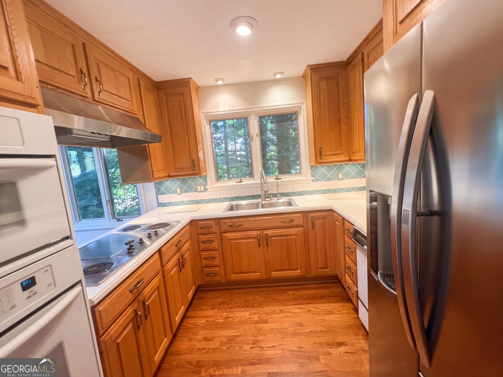 4 bedroom, 2.5 bathroom, 3,250 sq ft single family residence for sale at 744 Fairfield Drive, Marietta, GA 30068 — photo 3