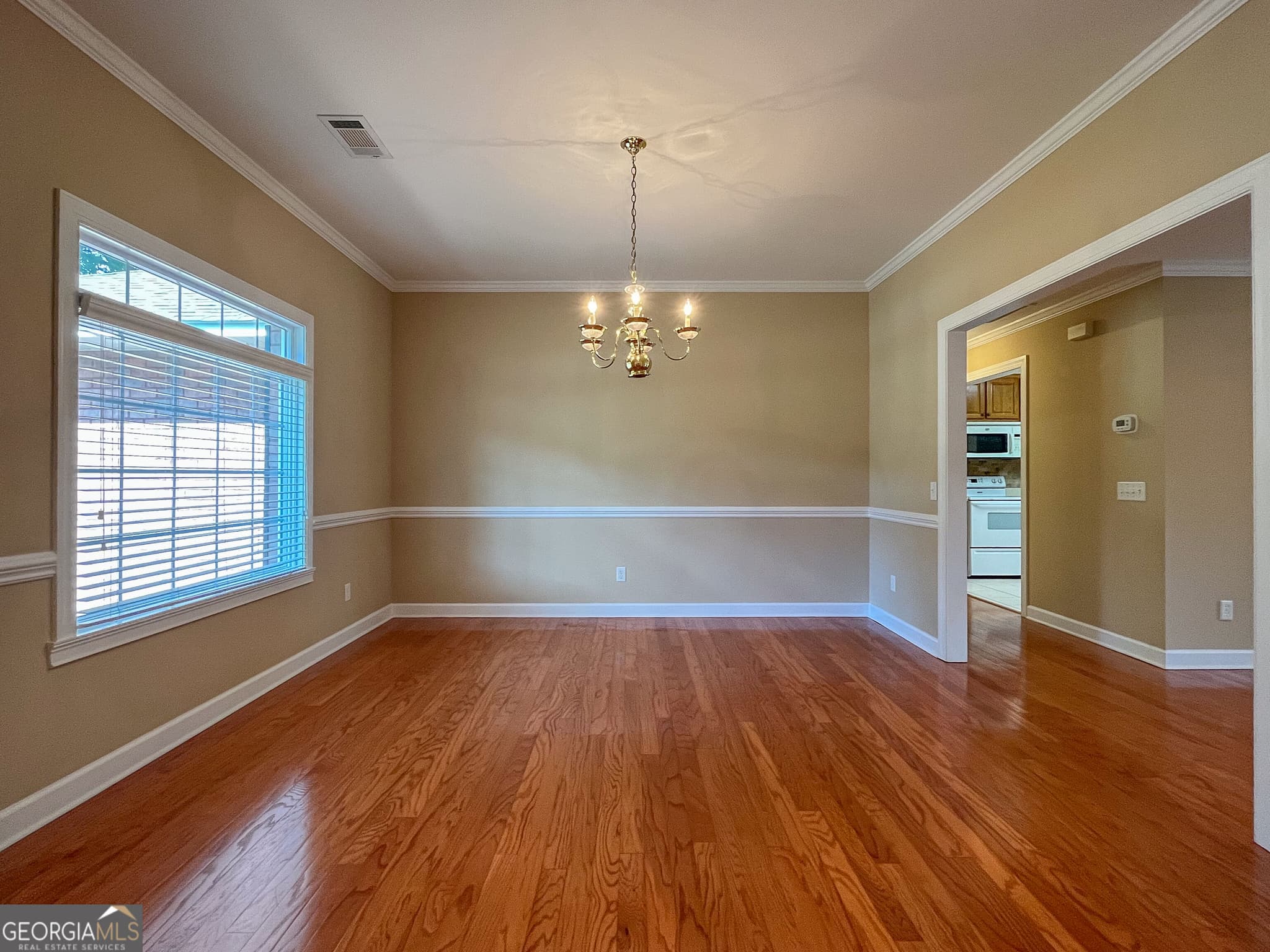 3 bedroom, 2 bathroom, 1,825 sq ft single family residence under contract at 1012 Springdale Road, Dublin, GA 31021 — photo 6