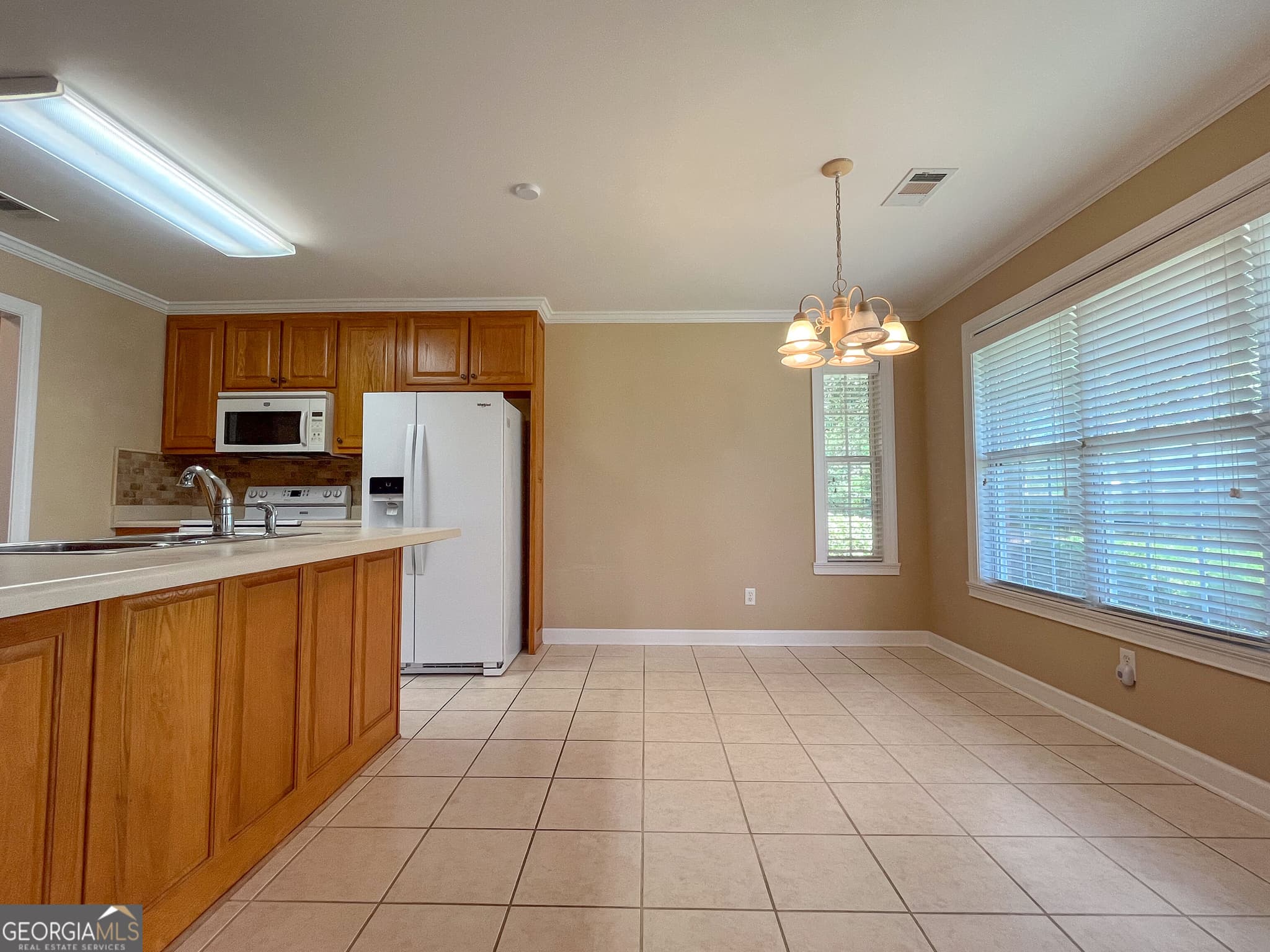 3 bedroom, 2 bathroom, 1,825 sq ft single family residence under contract at 1012 Springdale Road, Dublin, GA 31021 — photo 10