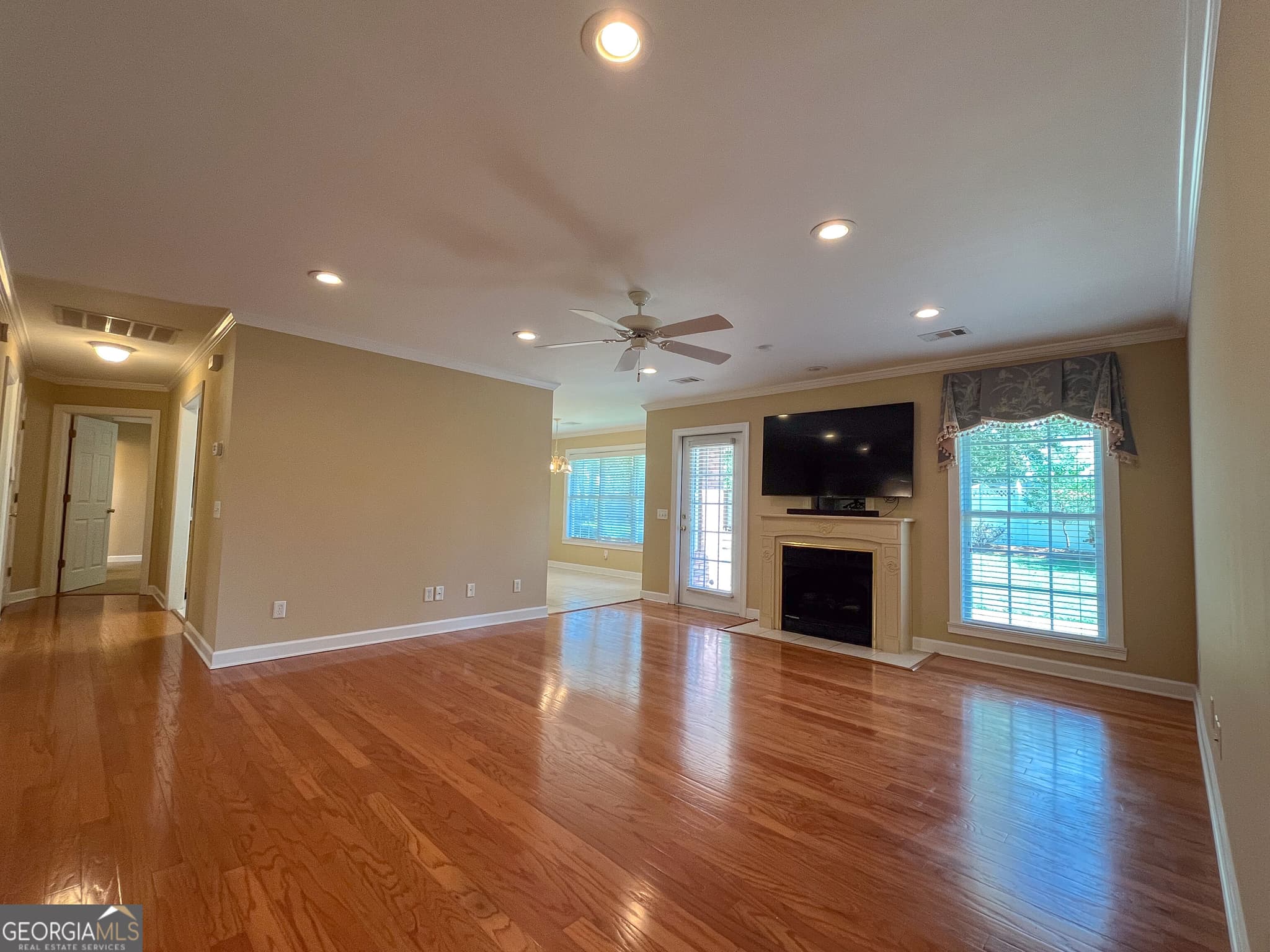 3 bedroom, 2 bathroom, 1,825 sq ft single family residence under contract at 1012 Springdale Road, Dublin, GA 31021 — photo 8