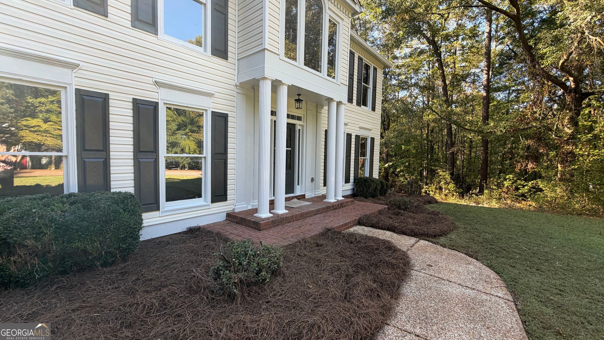 4 bedroom, 2.5 bathroom, 2,897 sq ft single family residence for sale at 6 Summit Lane, Newnan, GA 30263 — photo 4