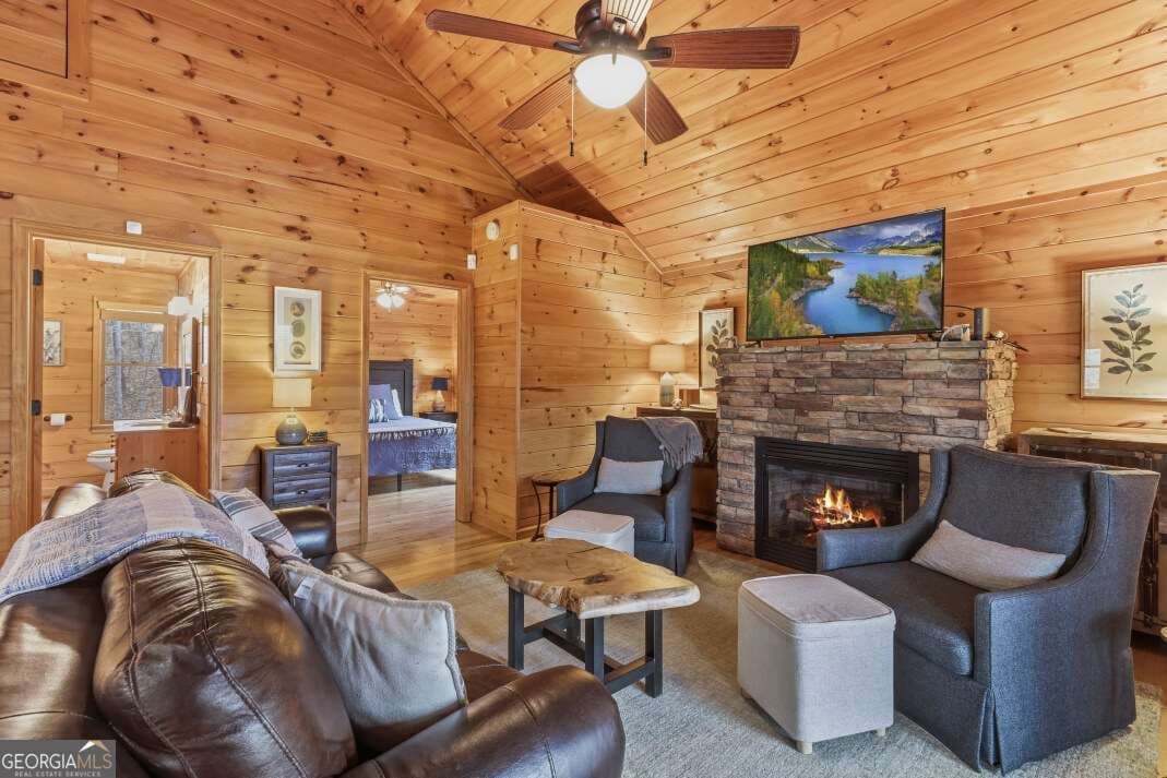 3 bedroom, 2 bathroom, 1,792 sq ft cabin,single family residence for sale at 145 Fox Run Lane, Blue Ridge, GA 30513 — photo 5