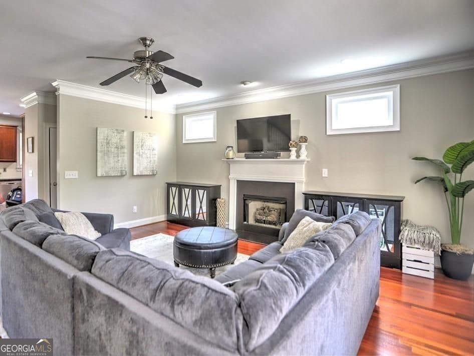 4 bedroom, 3.5 bathroom, 1,884 sq ft townhouse for sale at 1079 Marietta Boulevard 19, Atlanta, GA 30318 — photo 9