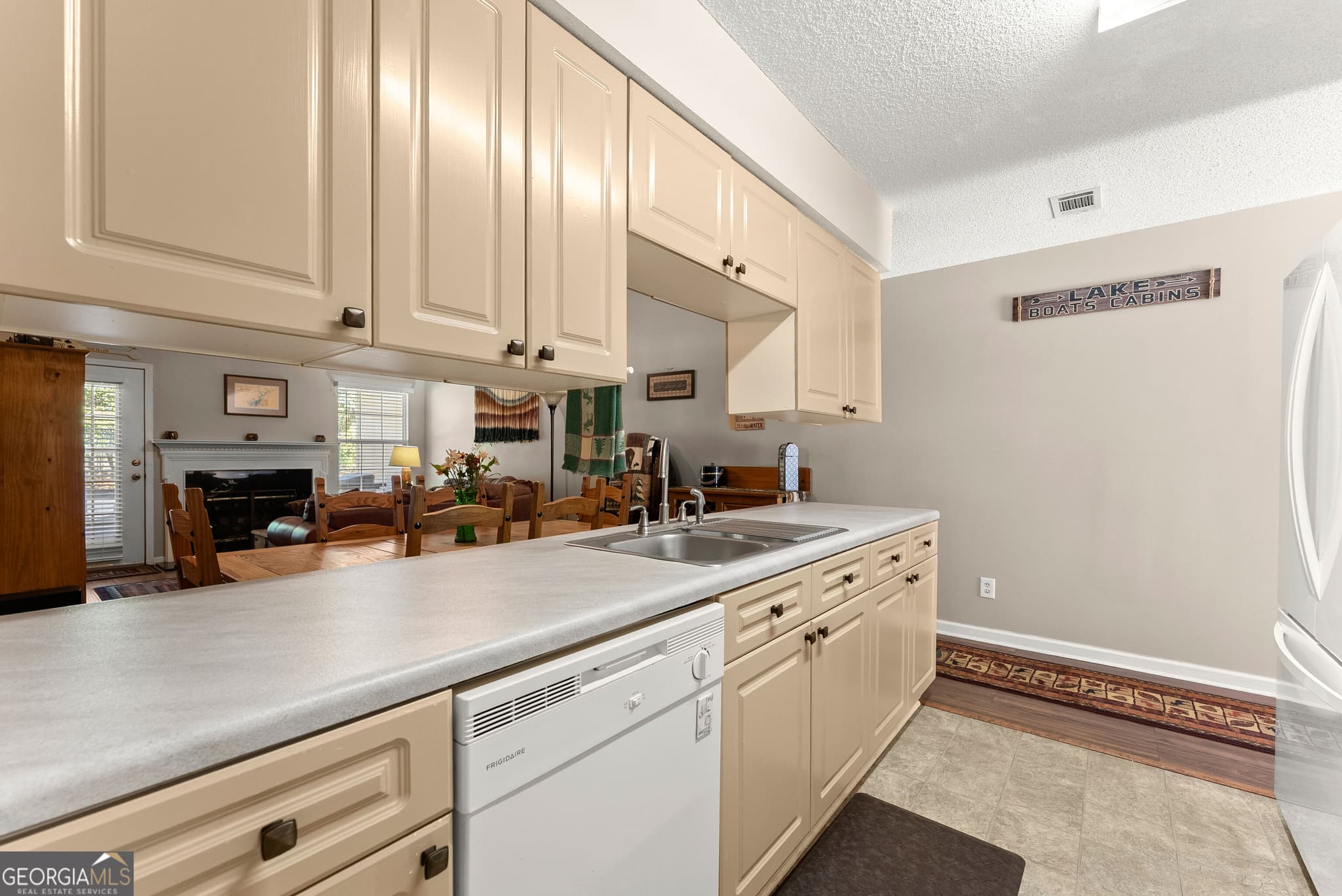 2 bedroom, 2 bathroom, 1,208 sq ft condominium for sale at 4059 Hidden Hollow Drive B, Gainesville, GA 30506 — photo 10