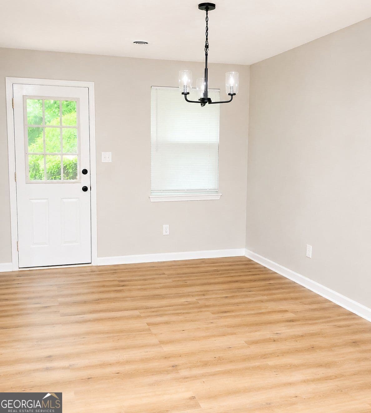 4 bedroom, 2.5 bathroom, 1,728 sq ft single family residence for rent at 3846 Narron Drive, Atlanta, GA 30331 for $2,595 a month — photo 2