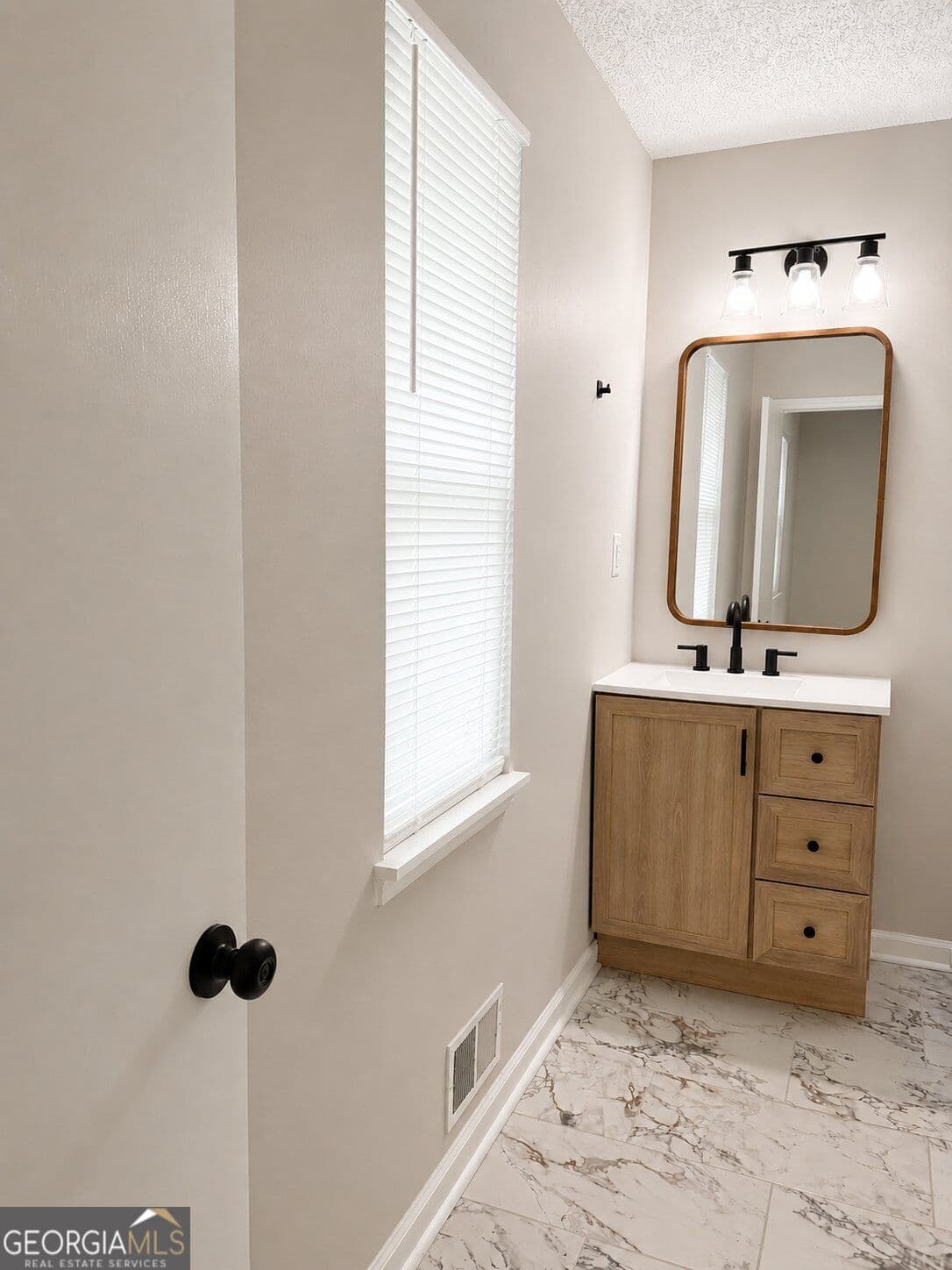 4 bedroom, 2.5 bathroom, 1,728 sq ft single family residence for rent at 3846 Narron Drive, Atlanta, GA 30331 for $2,595 a month — photo 10