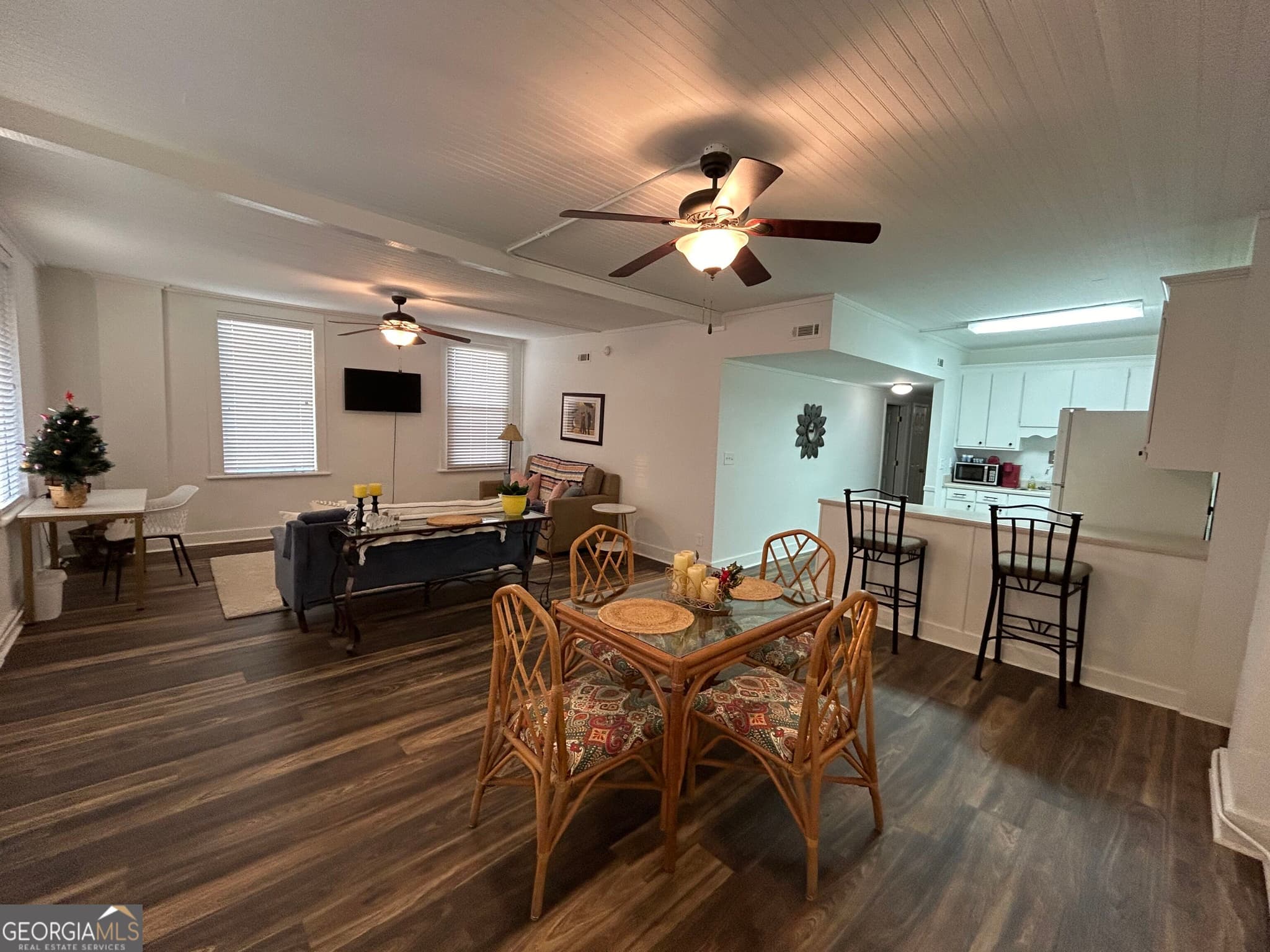 2 bedroom, 1 bathroom, 1,456 sq ft loft,apartment for rent at 30 E Johnston Street 2FL, Forsyth, GA 31029 for $1,595 a month — photo 8