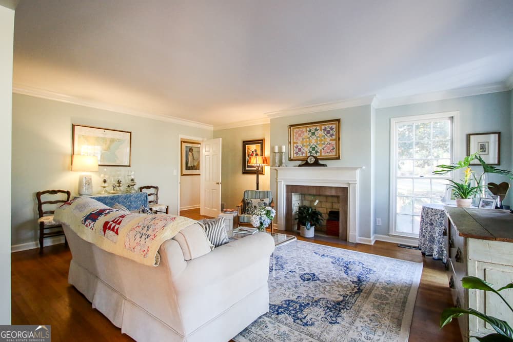 4 bedroom, 4 bathroom, 3,680 sq ft single family residence under contract at 314 N Main Street, Reidsville, GA 30453 — photo 6