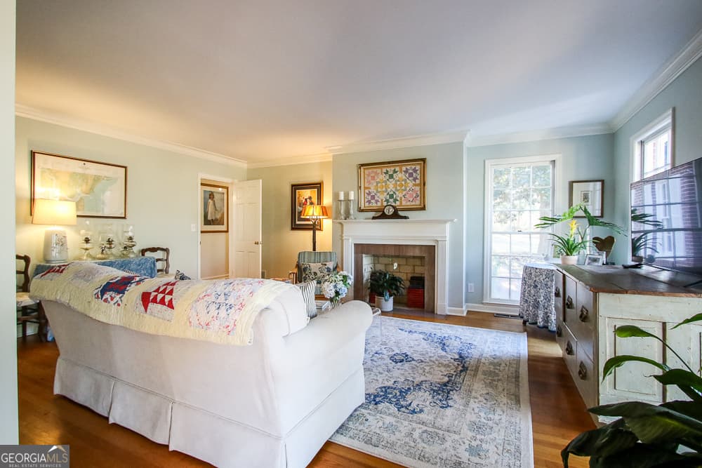 4 bedroom, 4 bathroom, 3,680 sq ft single family residence under contract at 314 N Main Street, Reidsville, GA 30453 — photo 5