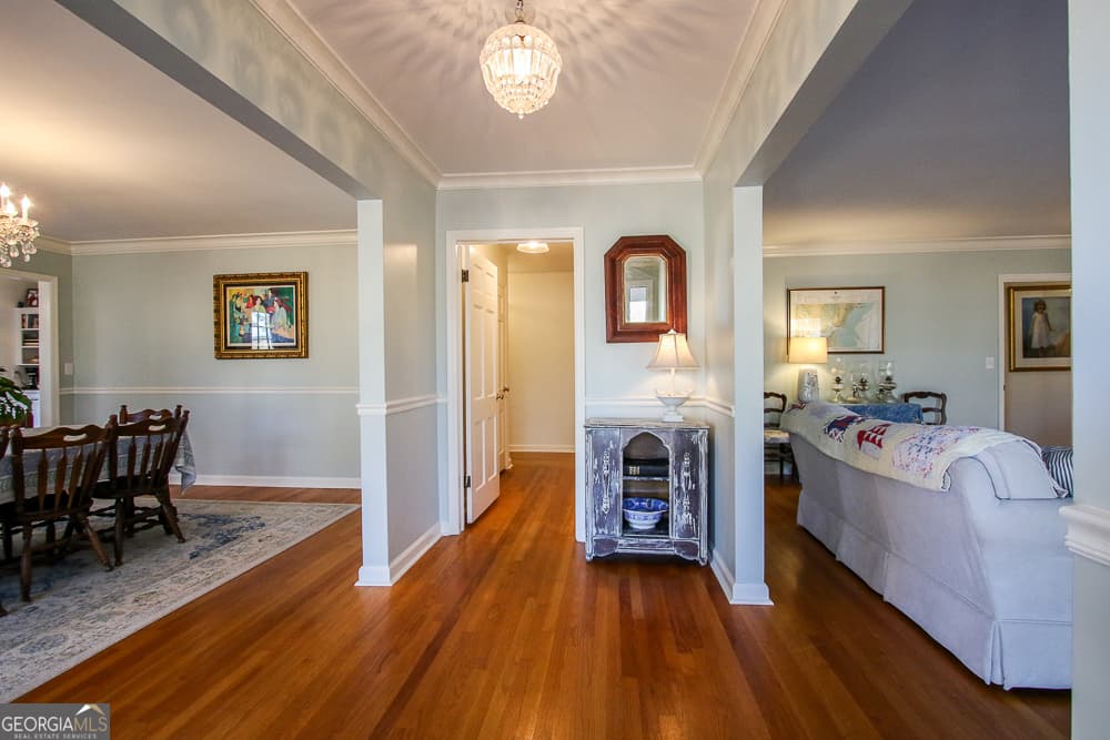 4 bedroom, 4 bathroom, 3,680 sq ft single family residence under contract at 314 N Main Street, Reidsville, GA 30453 — photo 4