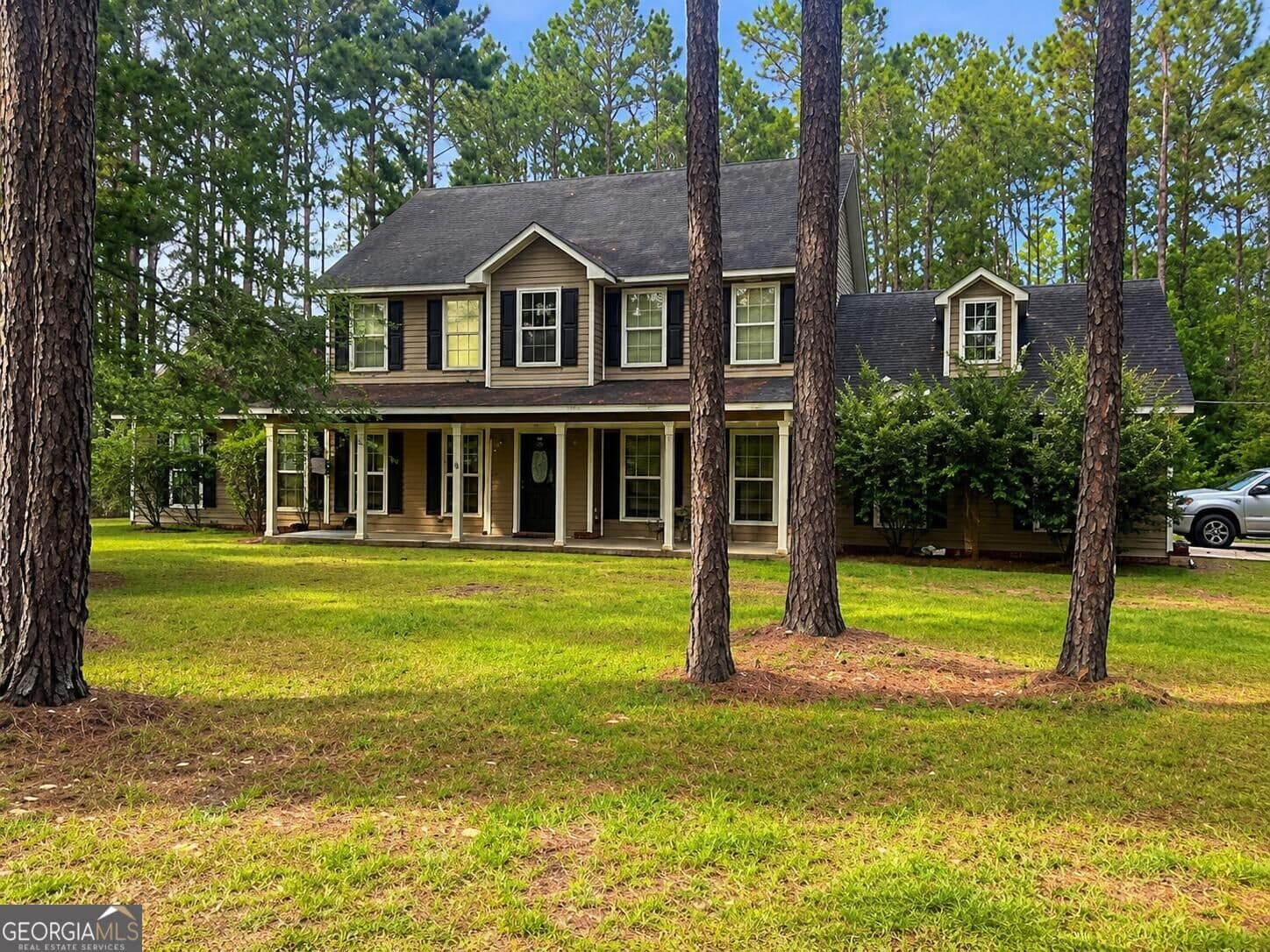 5 bedroom, 3.5 bathroom, 2,792 sq ft single family residence for sale at 5391 Futch Road, Hahira, GA 31632