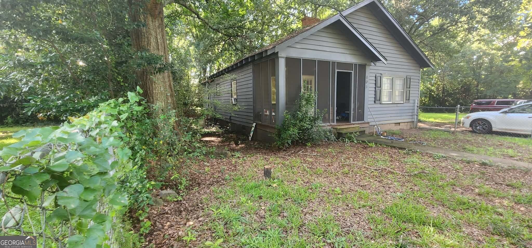 2 bedroom, 1 bathroom, 996 sq ft single family residence for sale at 405 N Bethel Street, Thomaston, GA 30286 — photo 4