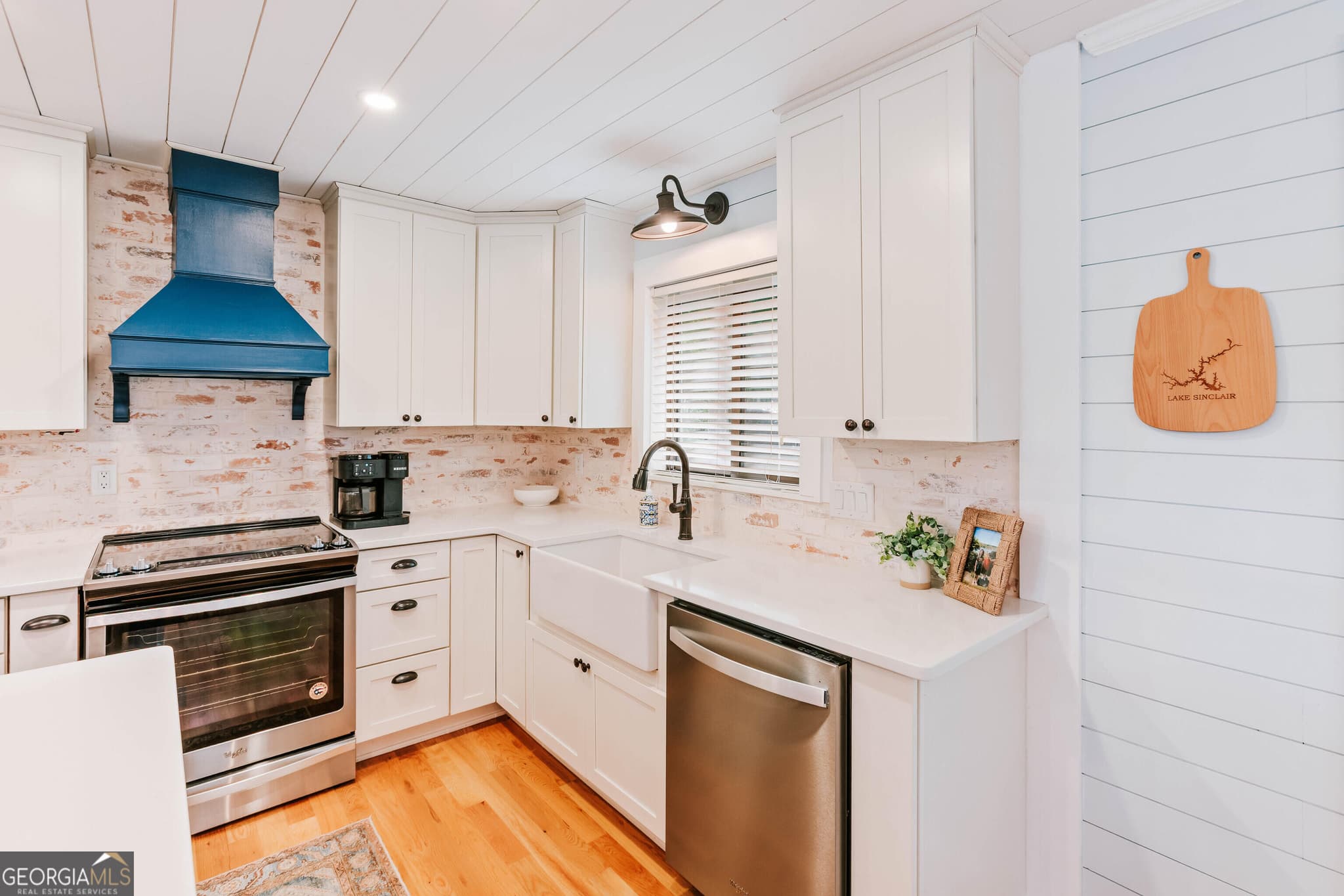 3 bedroom, 3 bathroom, 2,320 sq ft single family residence for rent at 155 Honeysuckle Road, Milledgeville, GA 31061 for $3,800 a month — photo 2