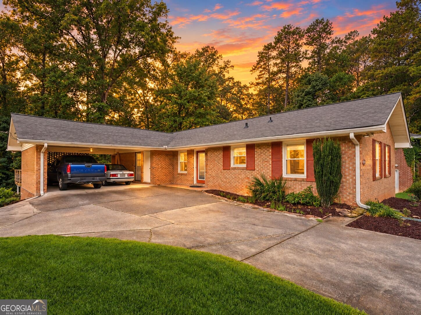 1 bedroom, 1 bathroom, 975 sq ft single family residence for rent at 508 Cool Creek Trail, Mableton, GA 30126 for $1,350 a month — photo 1 of 1