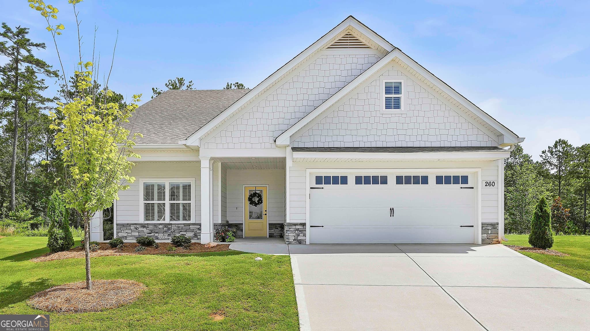 4 bedroom, 3 bathroom, 2,370 sq ft single family residence sold at 260 Redhaven Drive, Senoia, GA 30276