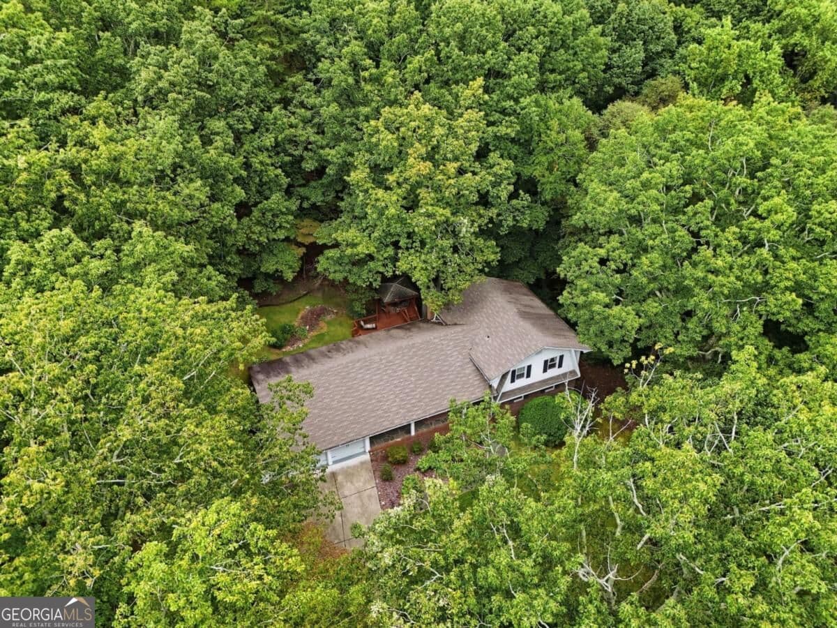 4 bedroom, 3 bathroom single family residence for sale at 2555 Ridge Park Drive, Cumming, GA 30040 — photo 3