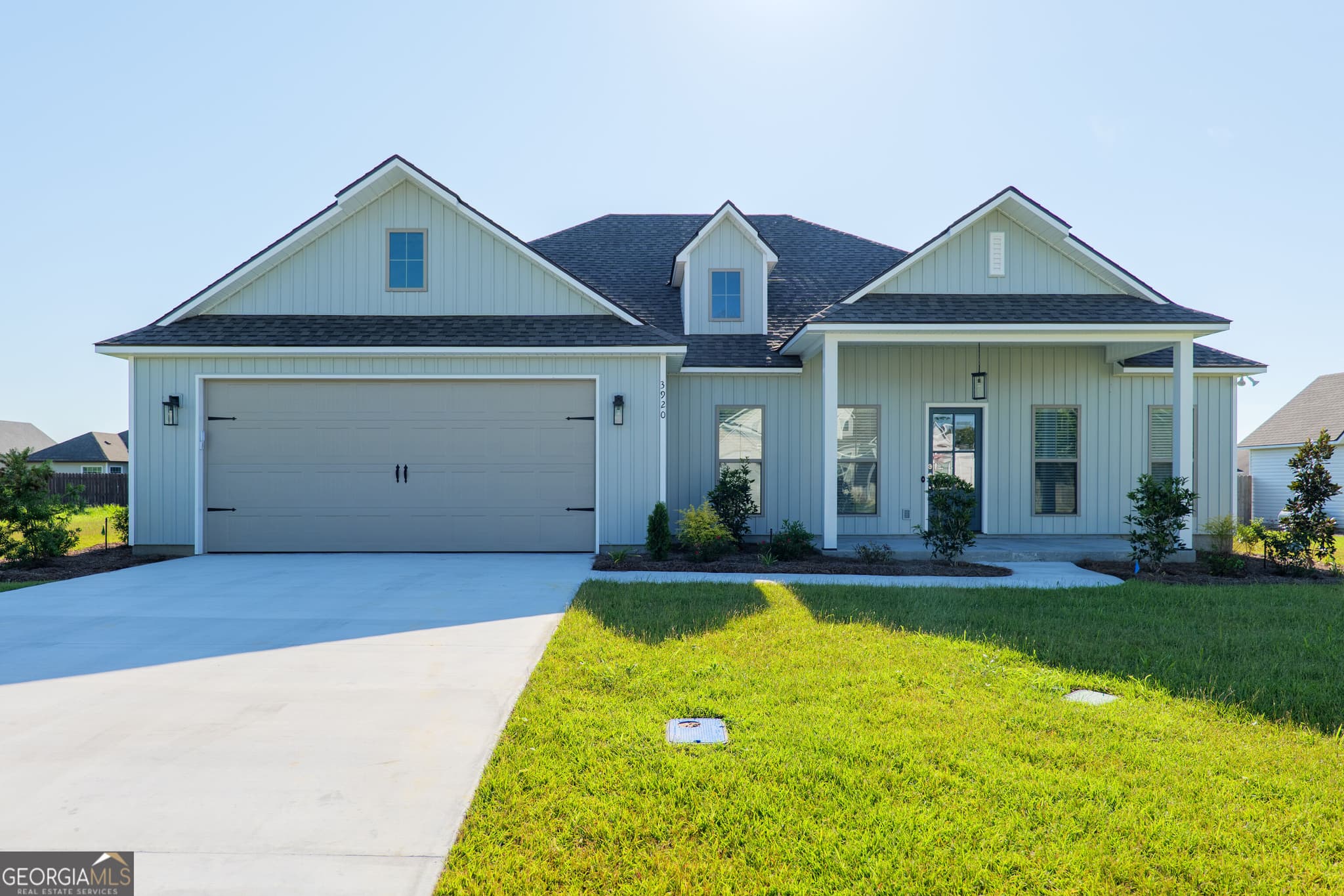 4 bedroom, 2.5 bathroom, 2,098 sq ft single family residence for sale at 3920 Bull Run, Valdosta, GA 31605 — photo 1 of 41